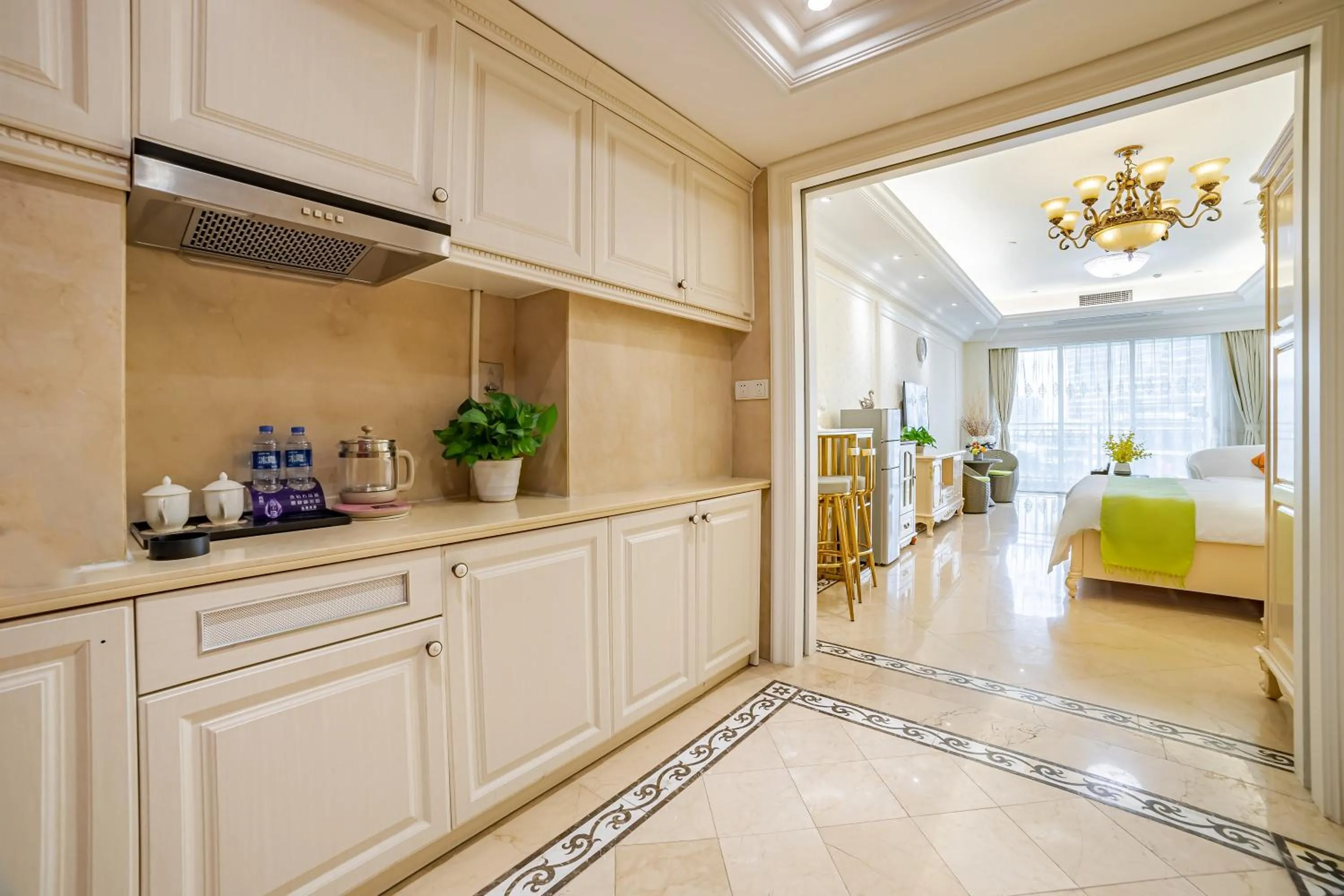 WAIFIDEN Guangzhou HaiZhu Square WanYi Apartment