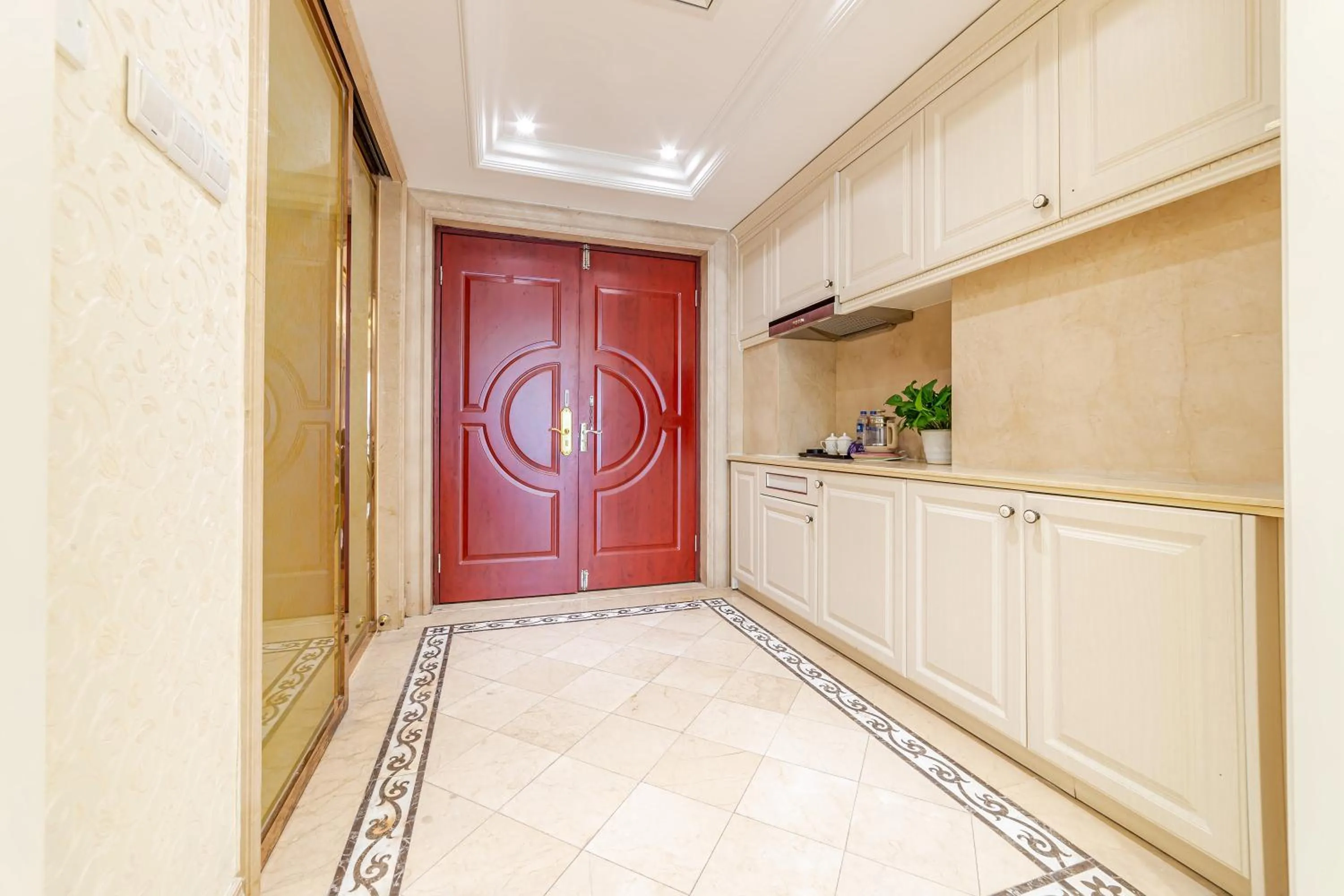 WAIFIDEN Guangzhou HaiZhu Square WanYi Apartment