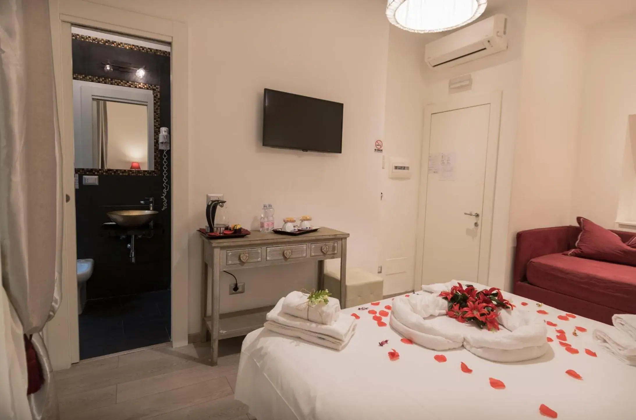 Deluxe Double Room with Balcony in Your Vatican Suite Deluxe Double Room with Balcony in Your Vatican Suite