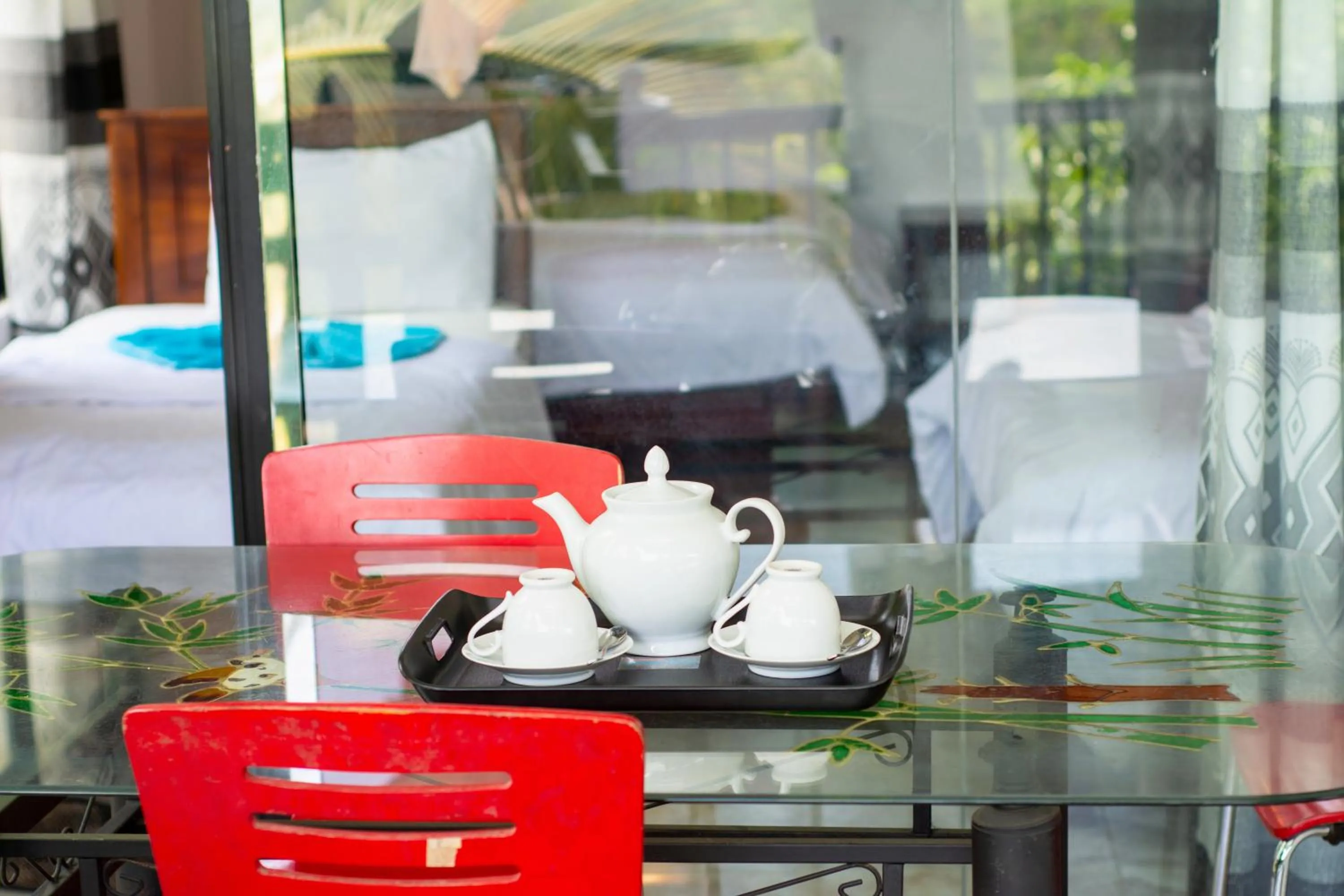 Coffee/tea facilities in 9 Arch view rest inn