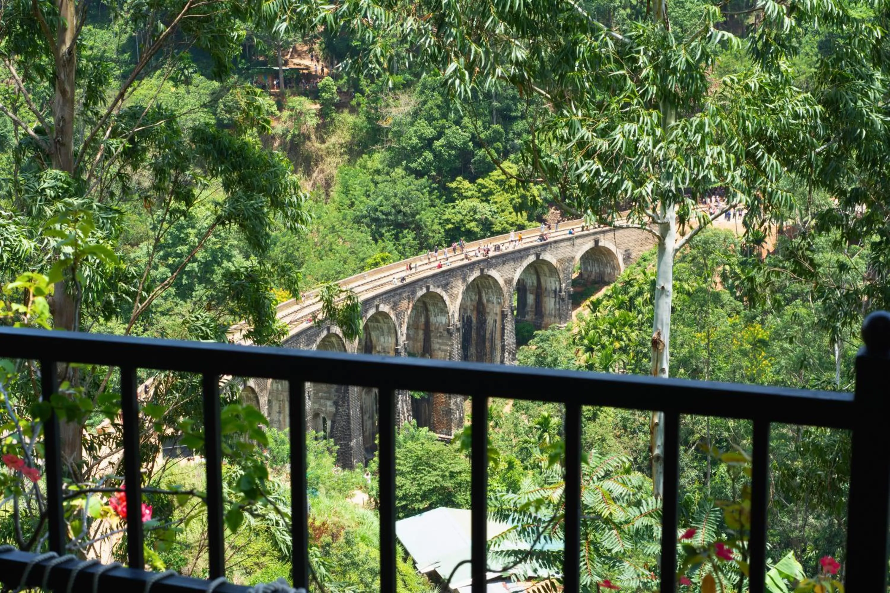 Nearby landmark in 9 Arch view rest inn