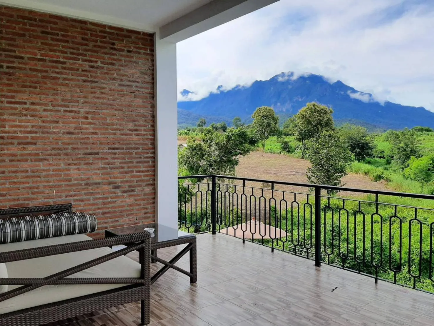 Balcony/Terrace in Buraphat Resort