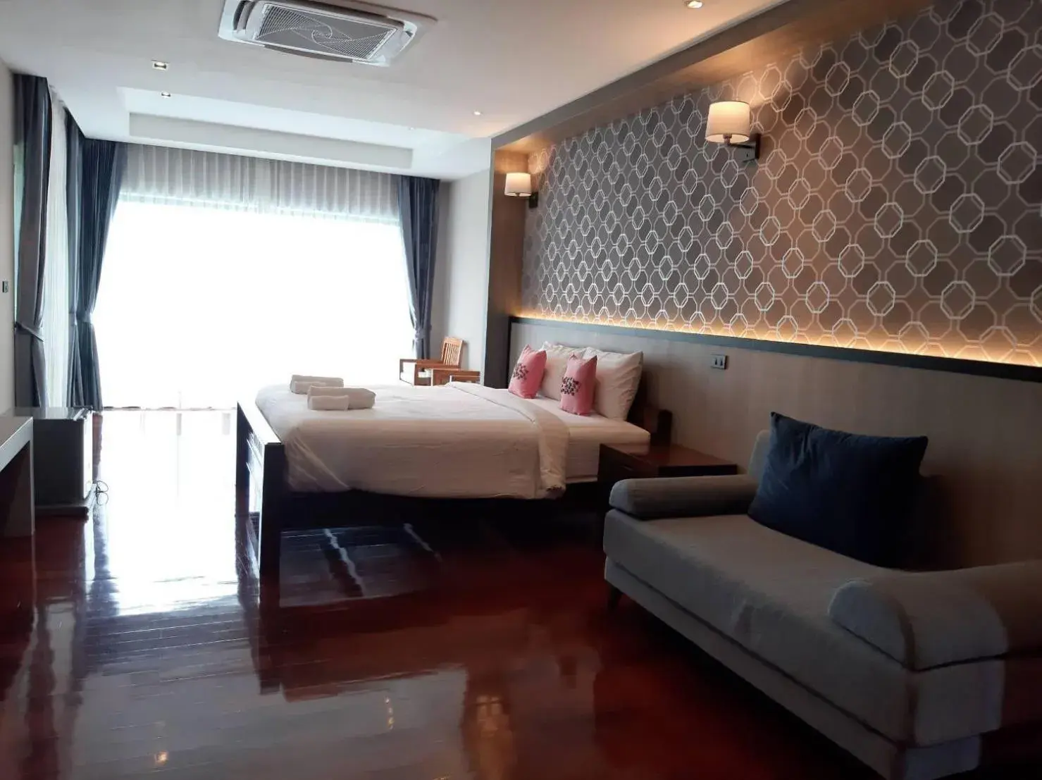Property building, Bed in Buraphat Resort Property building, Bed in Buraphat Resort