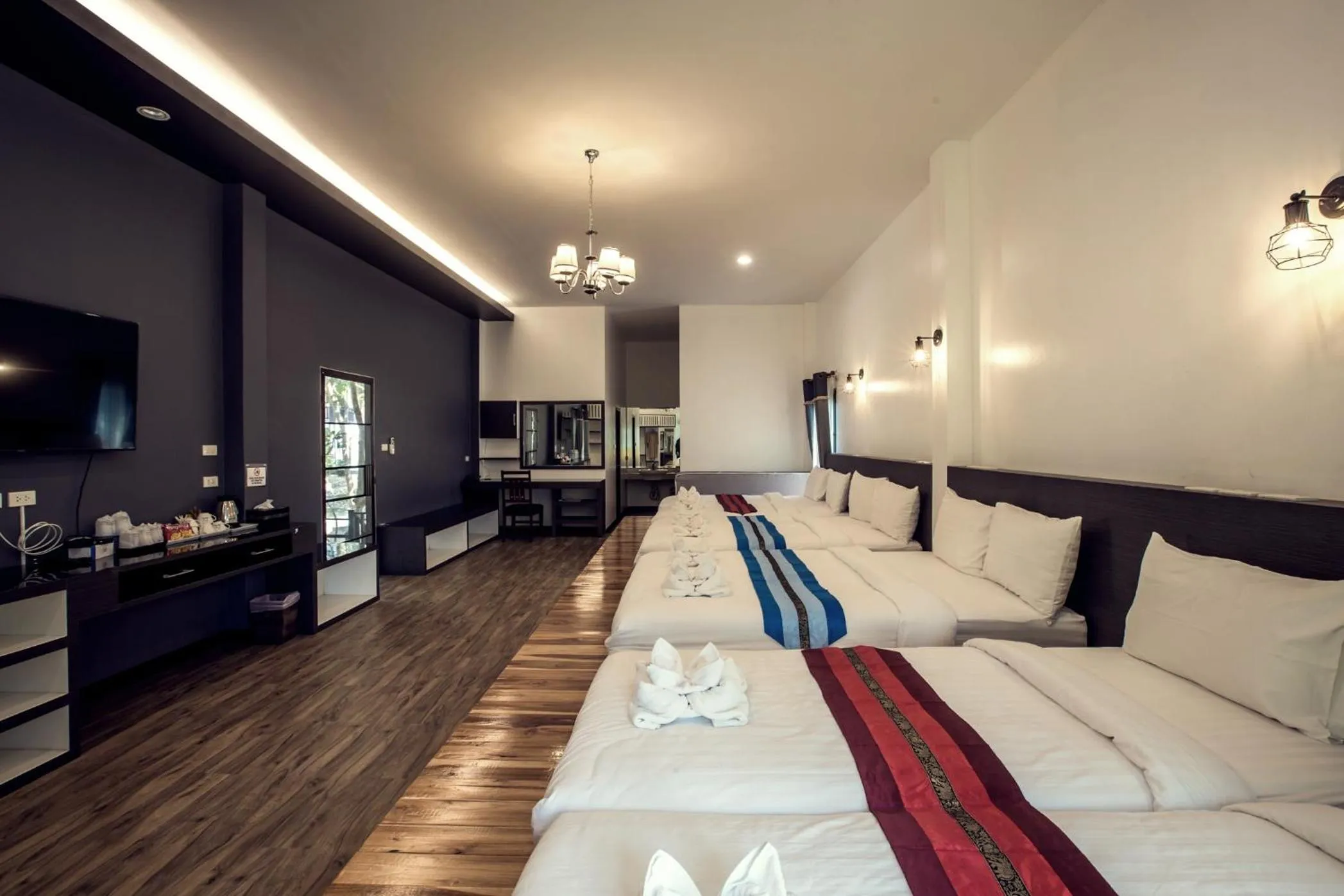 Bedroom, Bed in Buraphat Resort