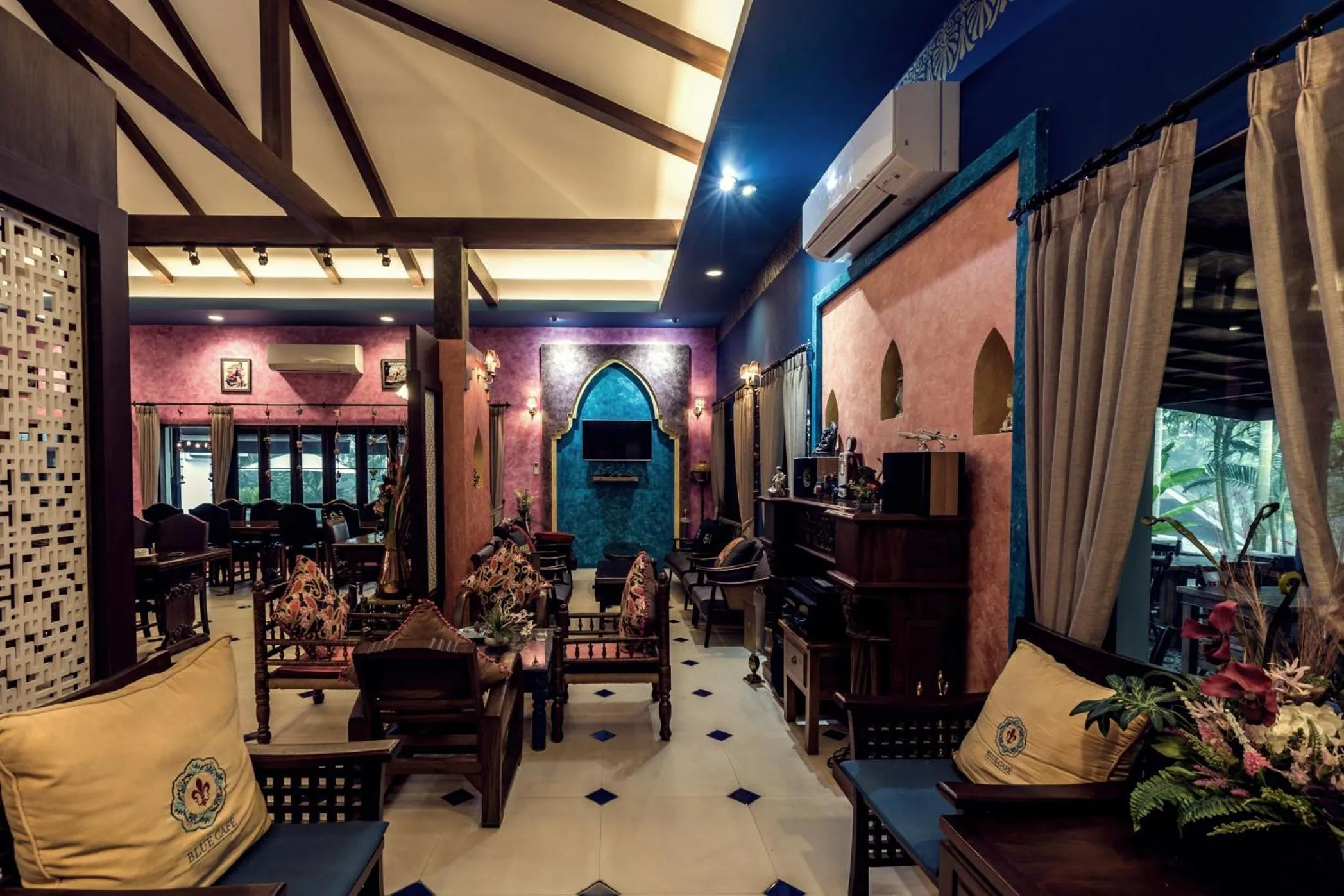 Seating area in Buraphat Resort