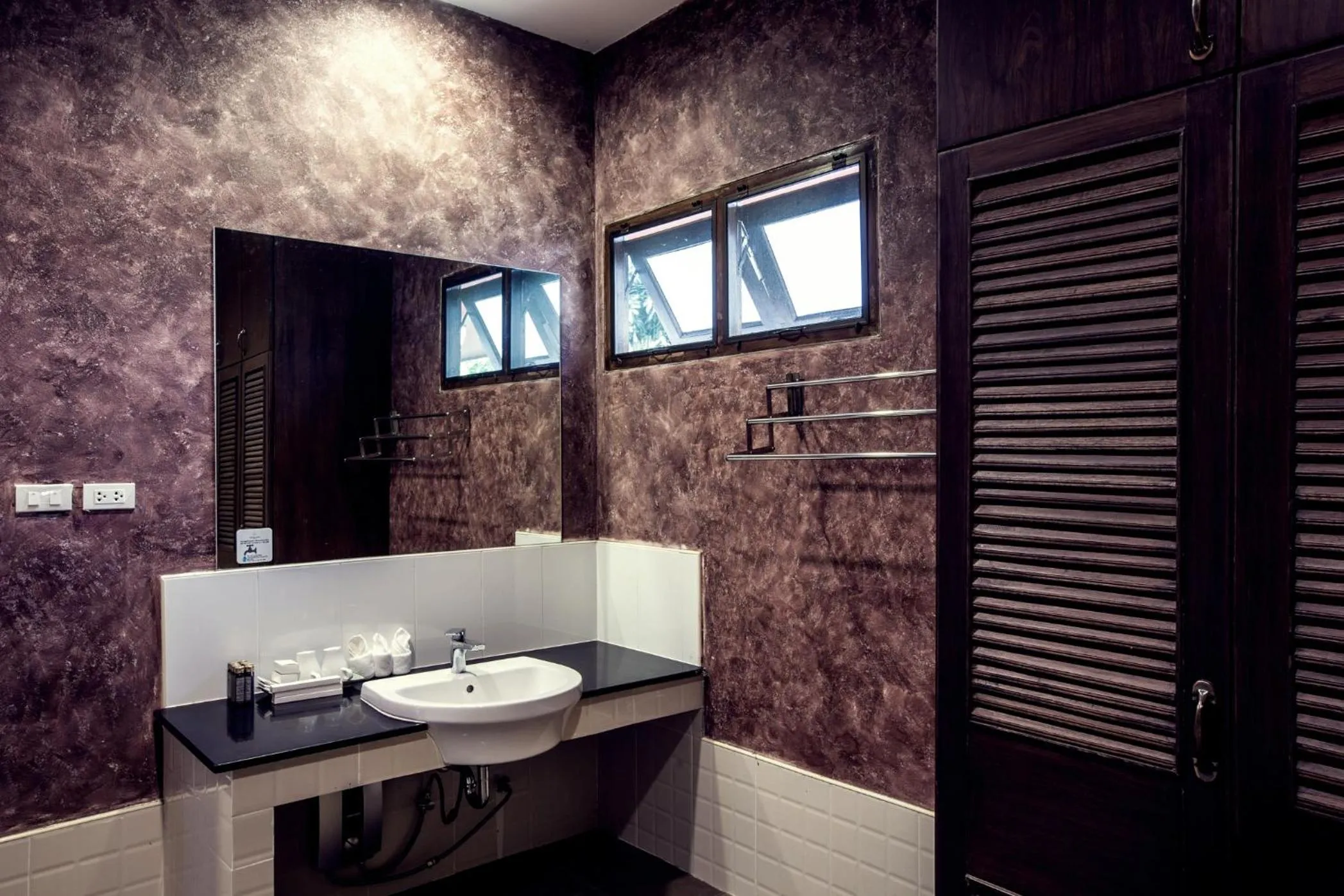 Bathroom in Buraphat Resort