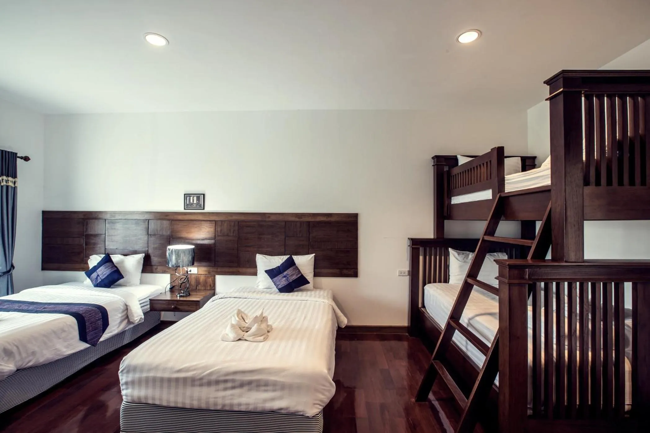 bunk bed, Bed in Buraphat Resort