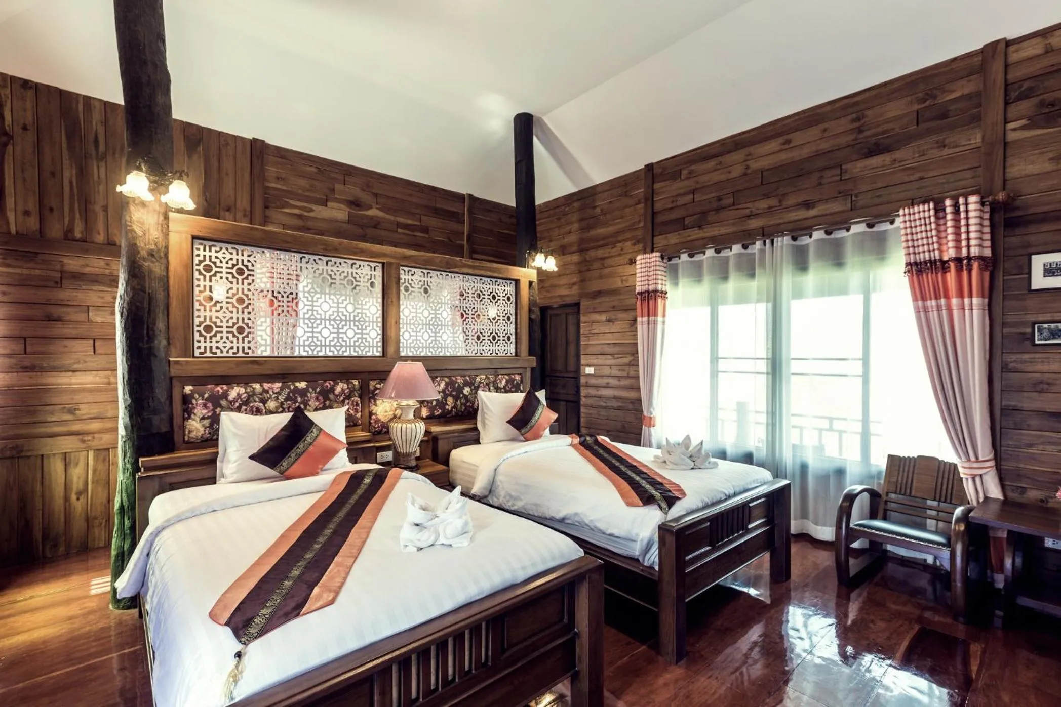 Photo of the whole room, Bed in Buraphat Resort