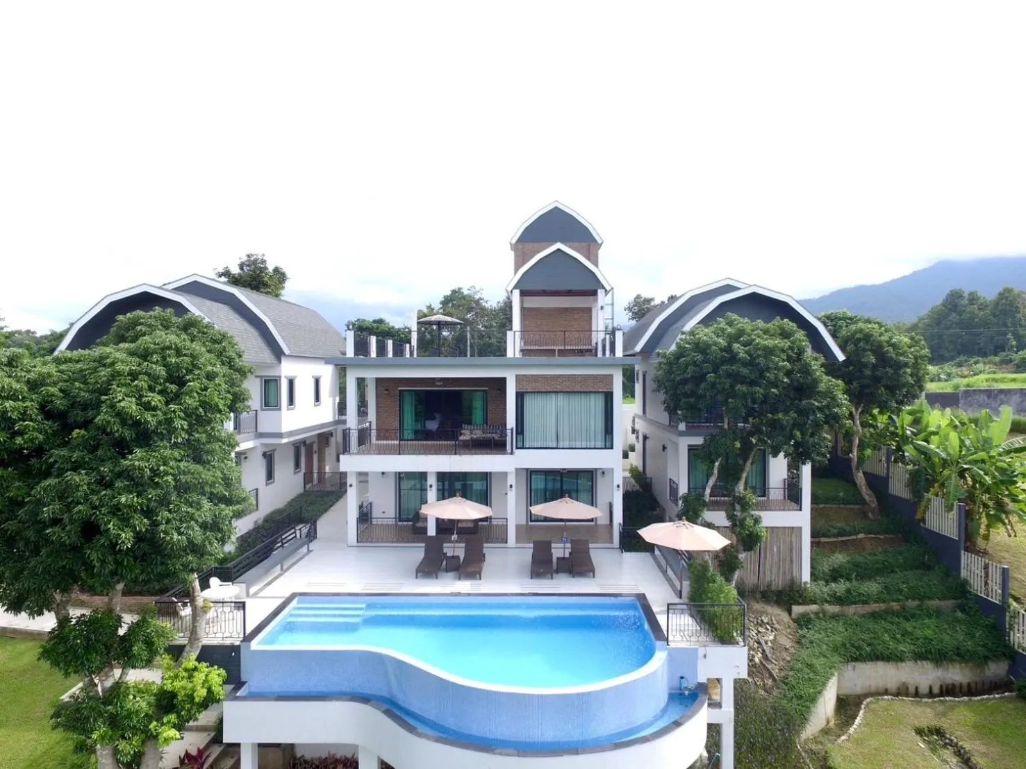 Property building in Buraphat Resort