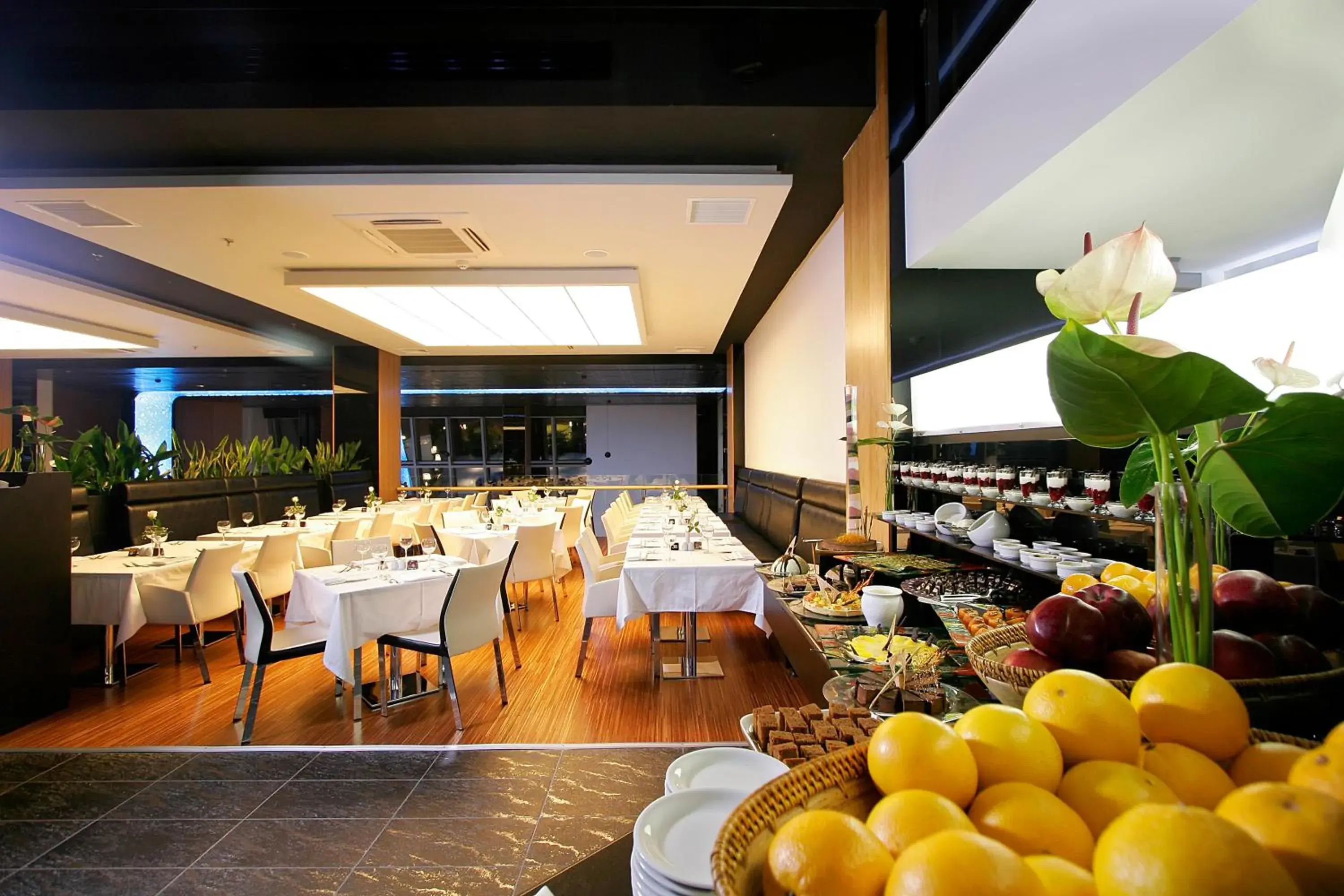 Restaurant/places to eat in Richmond Nua Wellness Spa - Adult Only Restaurant/places to eat in Richmond Nua Wellness Spa - Adult Only