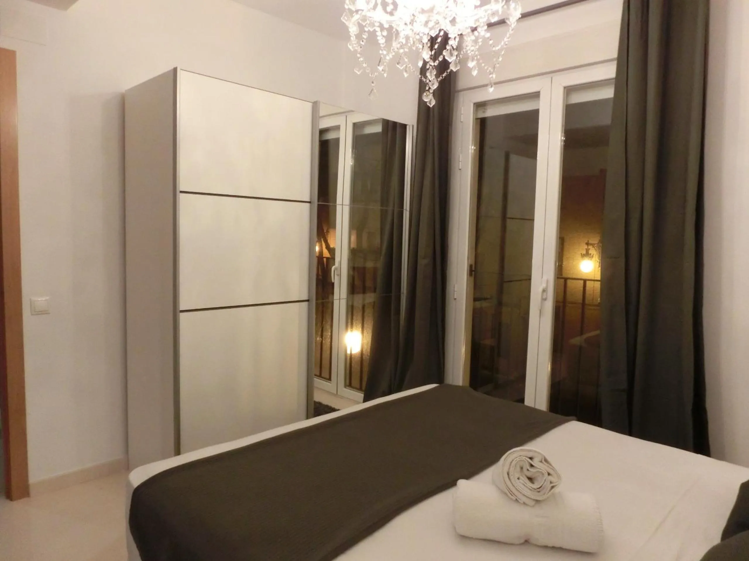 Bedroom, Bed in Total Valencia Old City Luxury