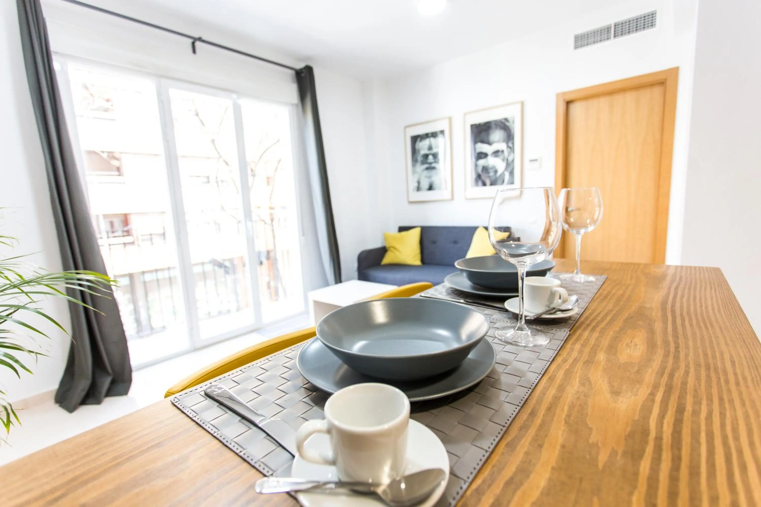 Dining area in Total Valencia Old City Luxury