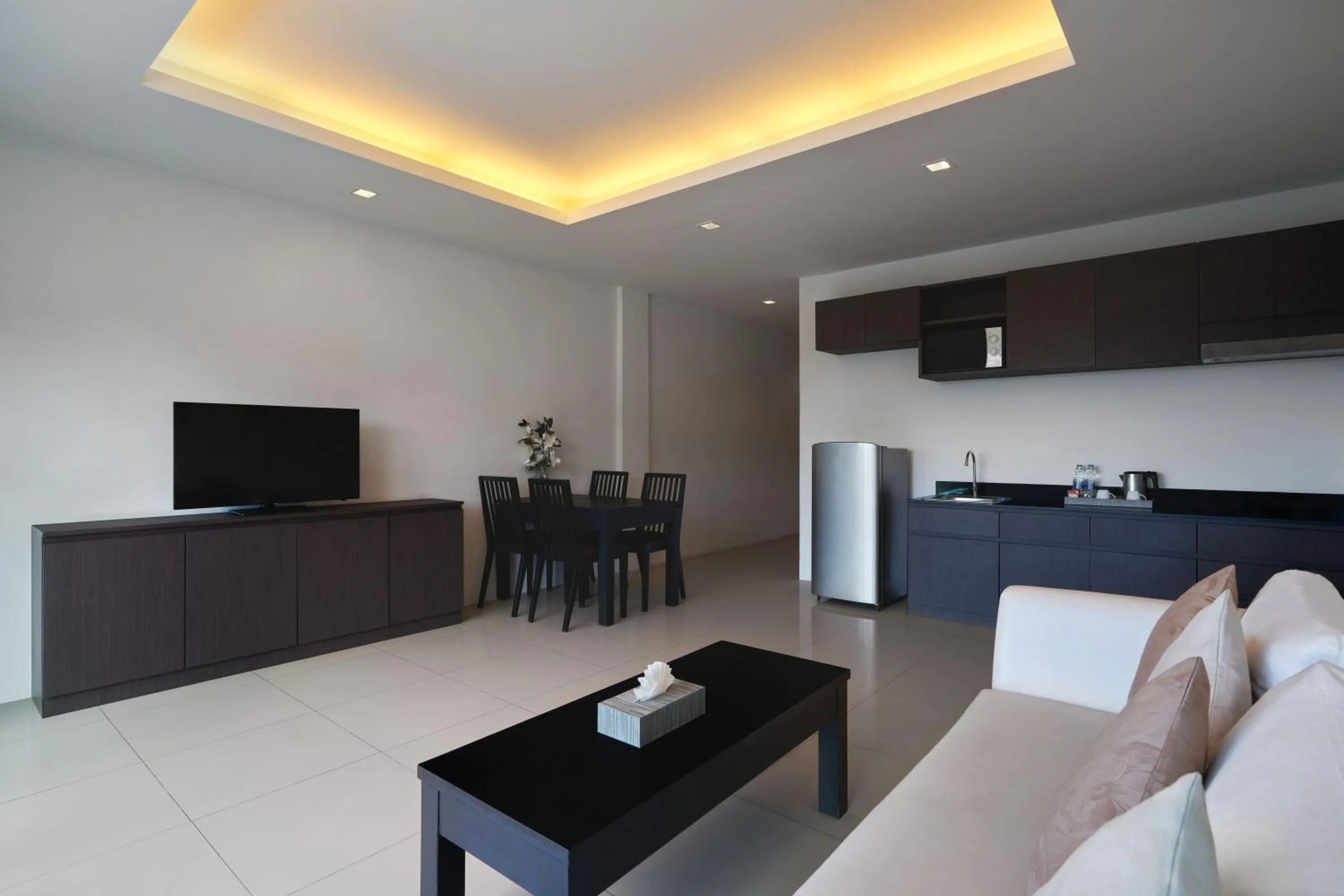 TV and multimedia in Patong Bay Hill