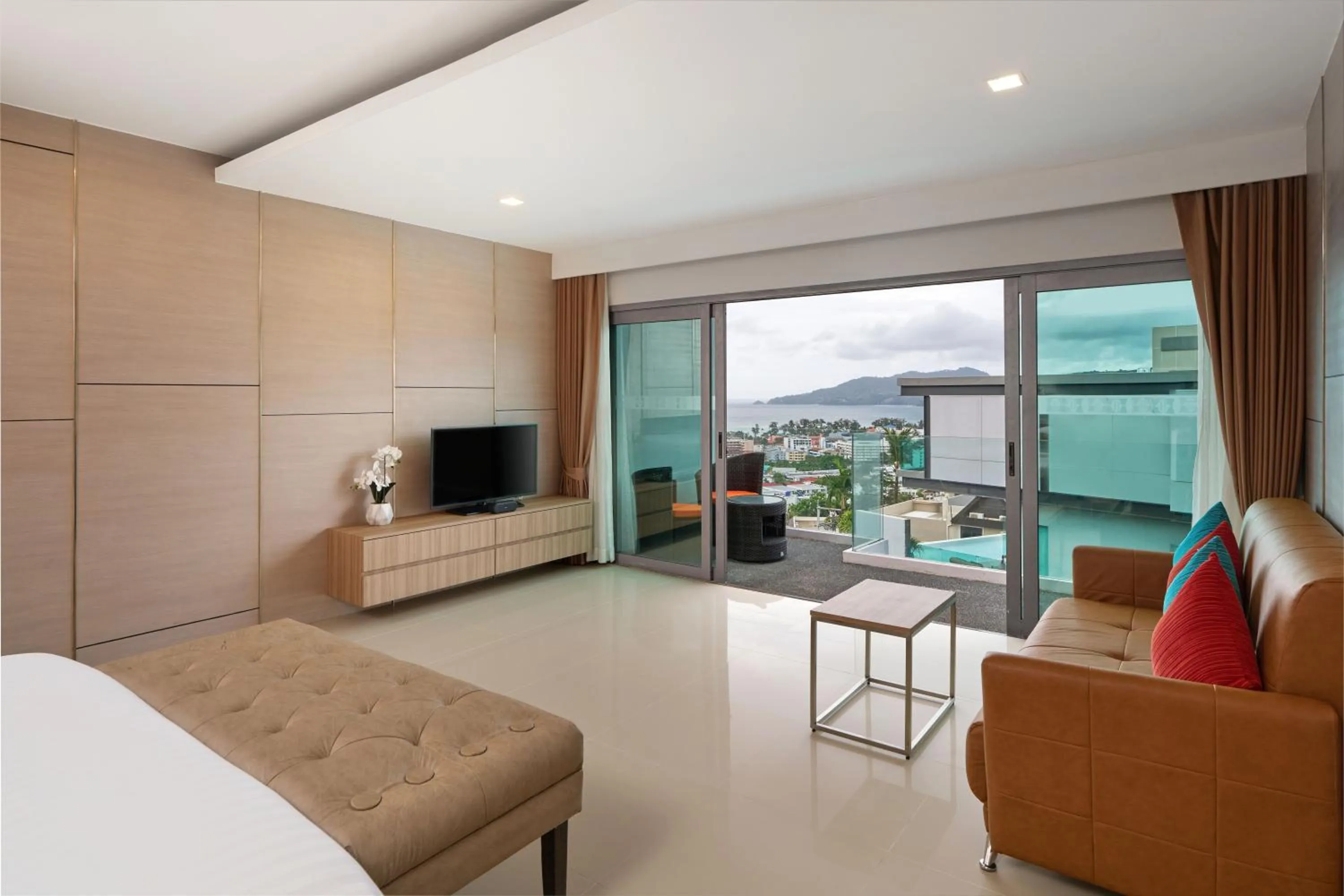 View (from property/room), Bed in Patong Bay Hill