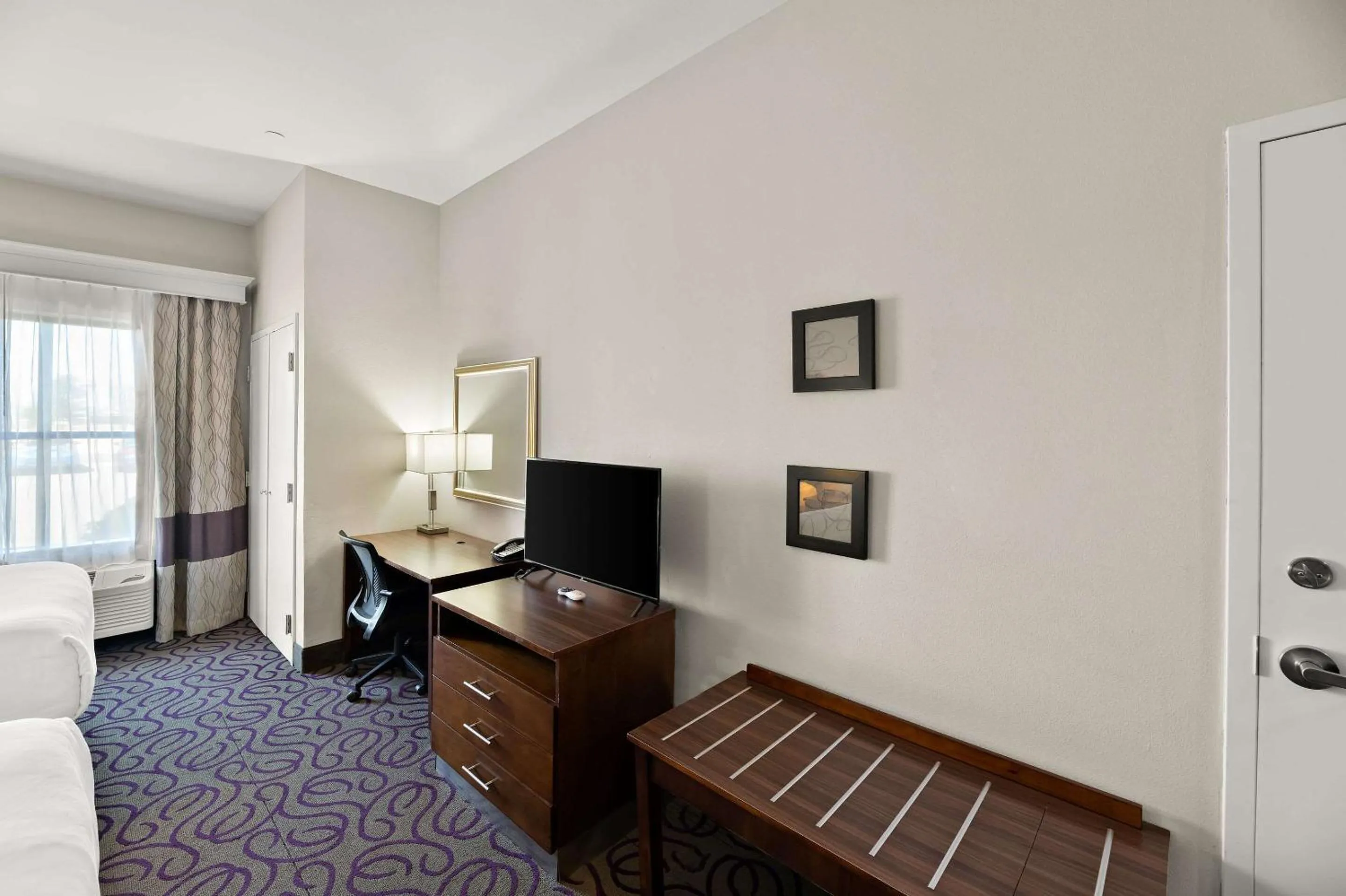 Bedroom, Bed in Comfort Inn & Suites Lovington