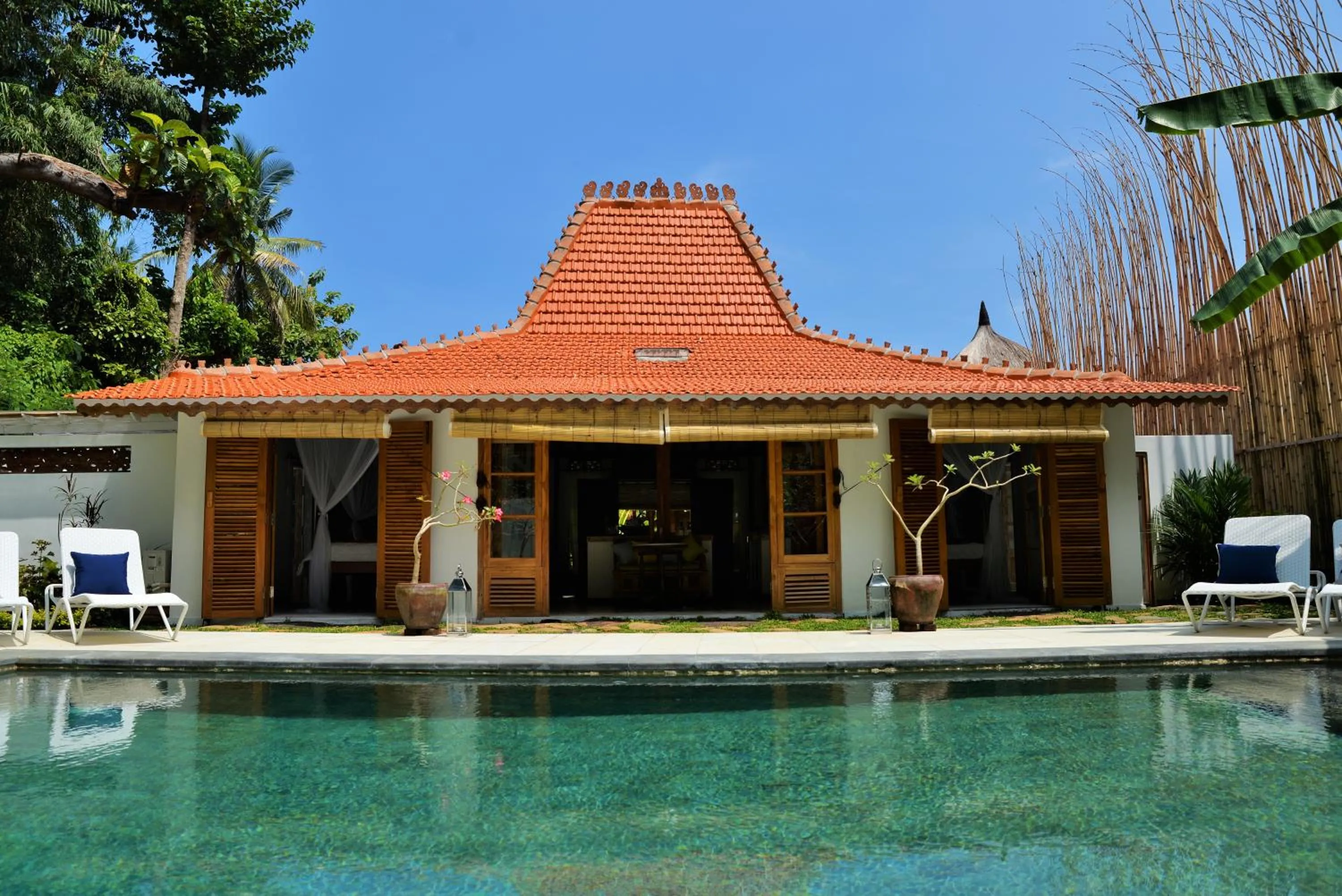 Property building in Lata Lama