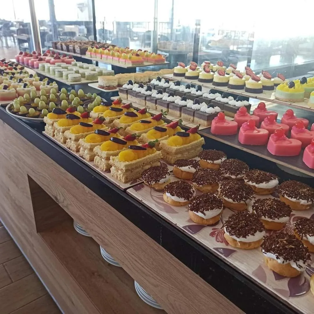 Restaurant/places to eat in Sırma Hotel - All Inclusive