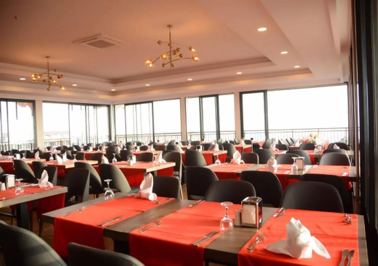Restaurant/places to eat in Sırma Hotel - All Inclusive