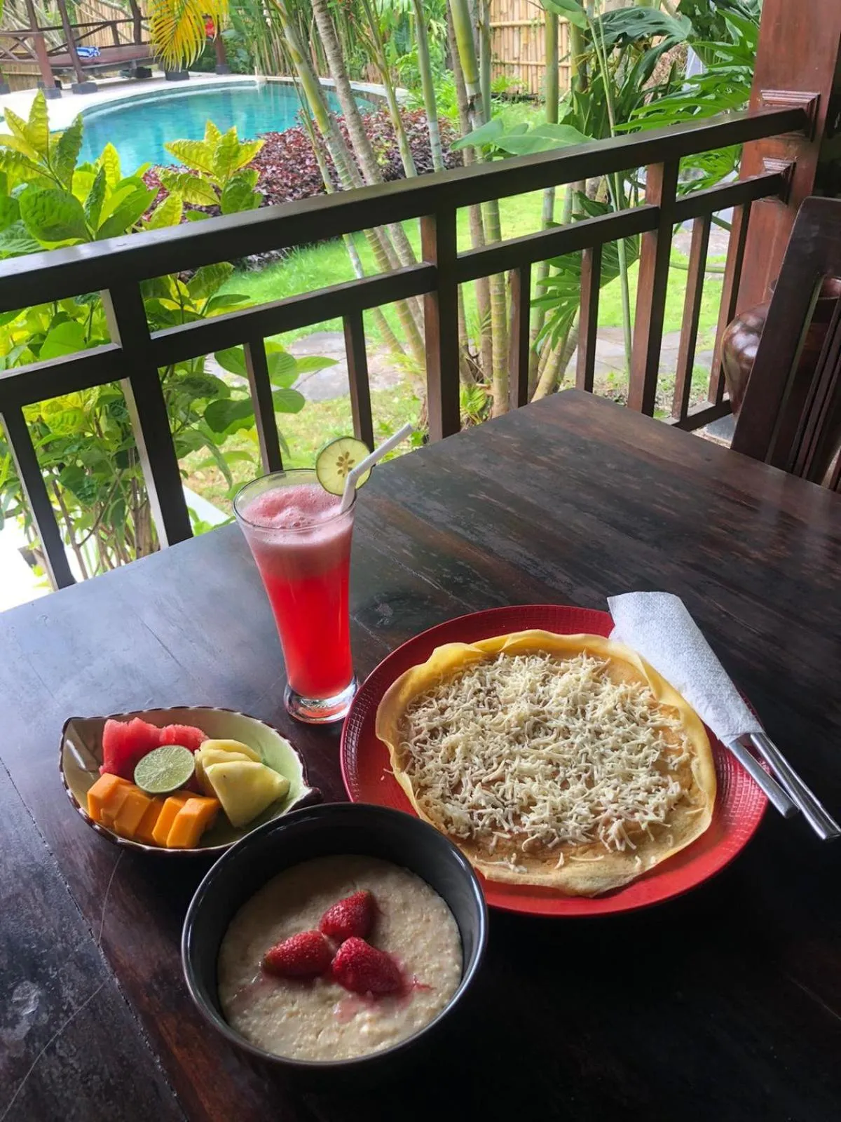 Restaurant/places to eat in Lullaby Bungalows