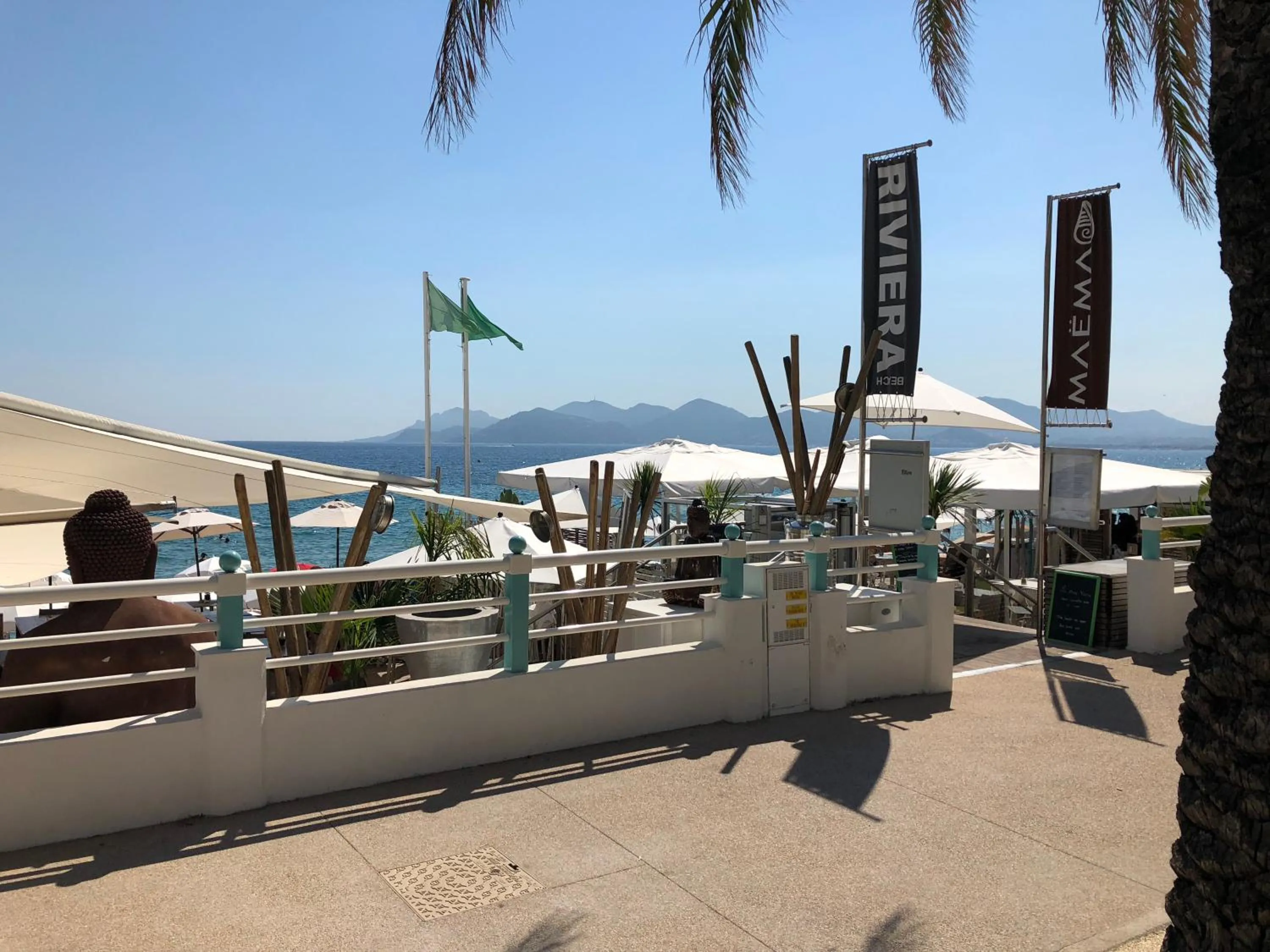 Restaurant/places to eat in Appartement Loft Cannes