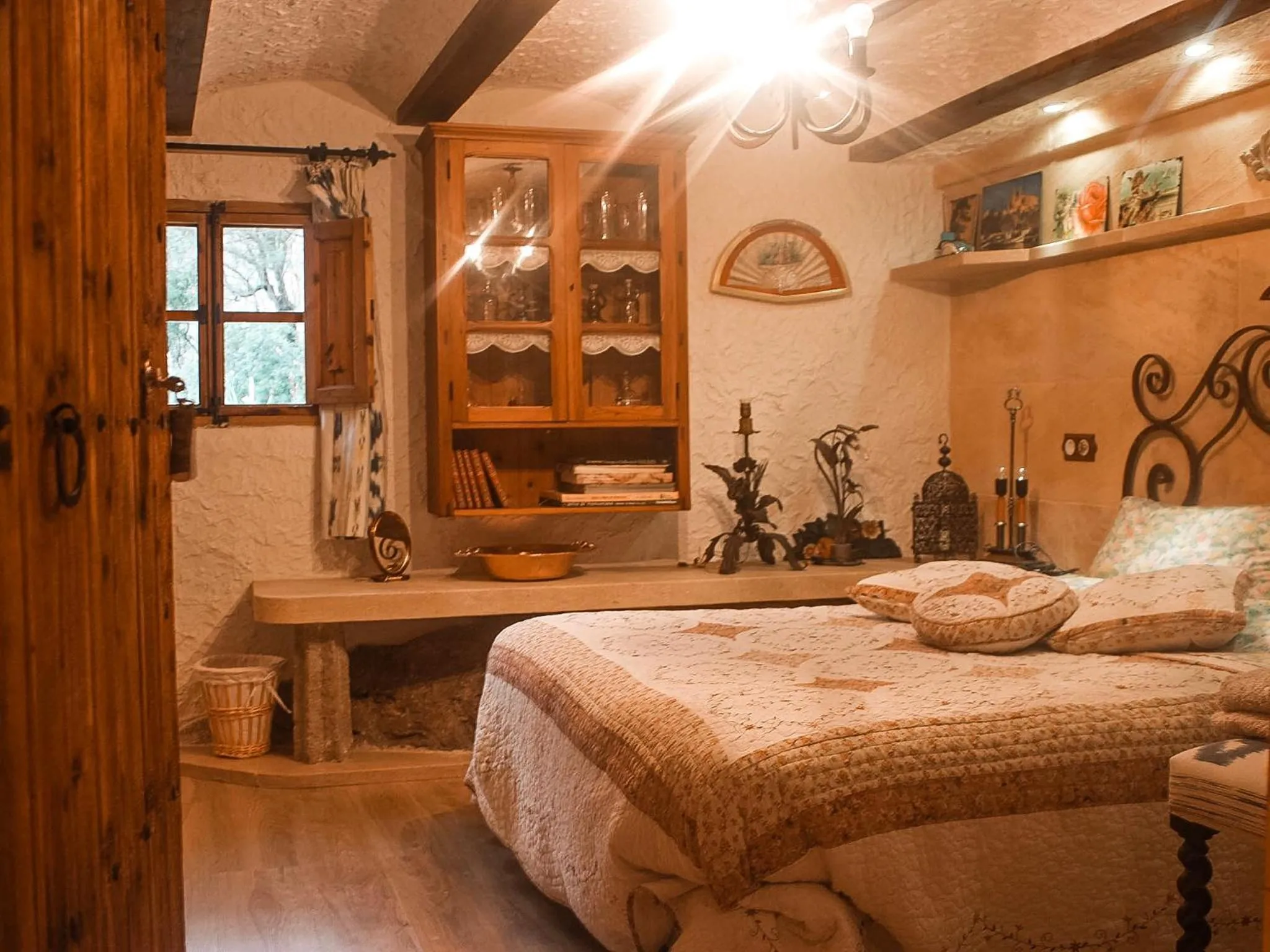Photo of the whole room, Bed in Finca Ses Fontanelles