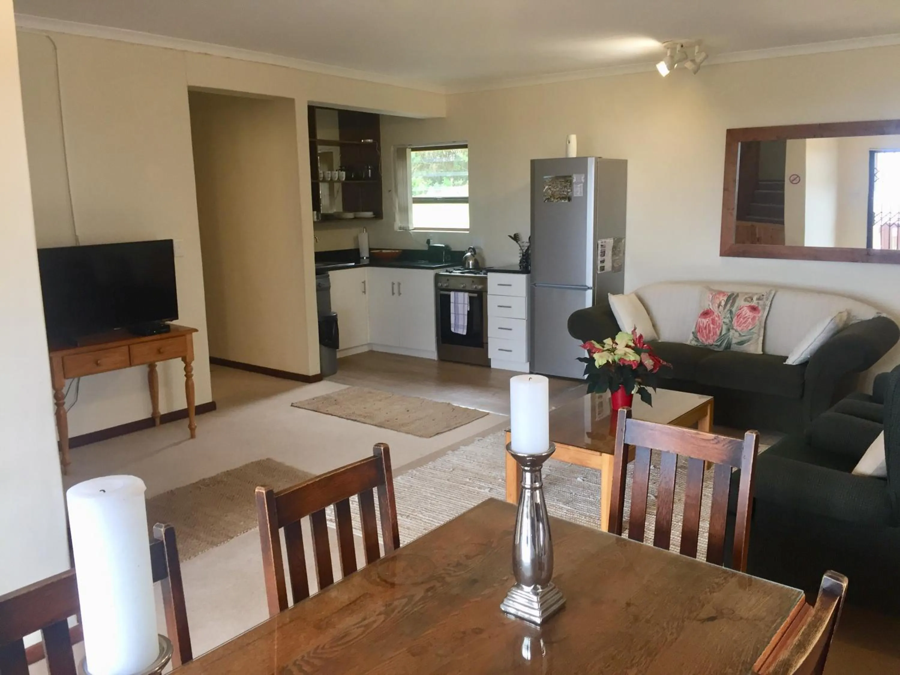 Living room in Hermanus Heights Villa