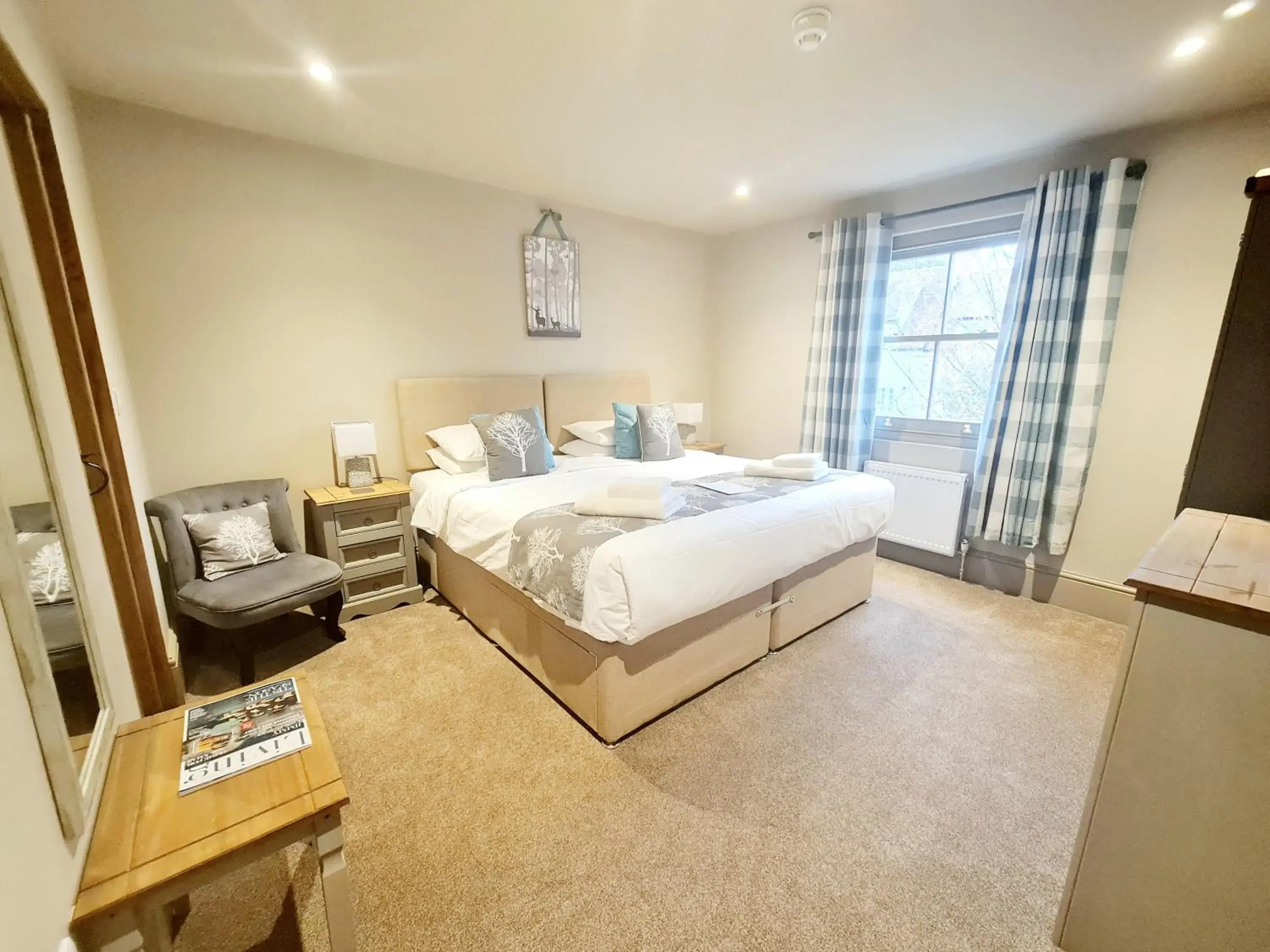 Standard Double Room in The Harvard Inn Standard Double Room in The Harvard Inn