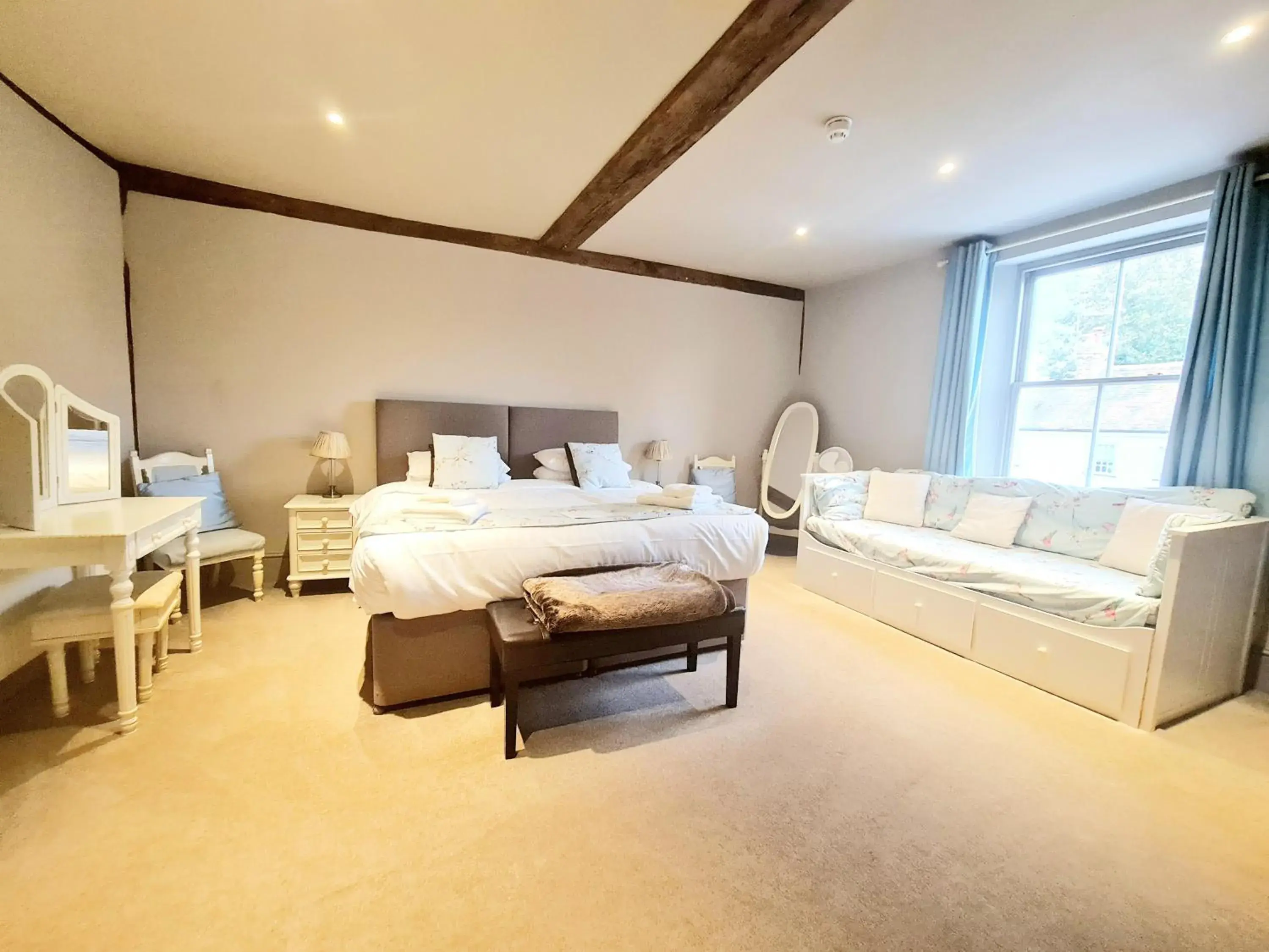 Family, Bed in The Harvard Inn Family, Bed in The Harvard Inn