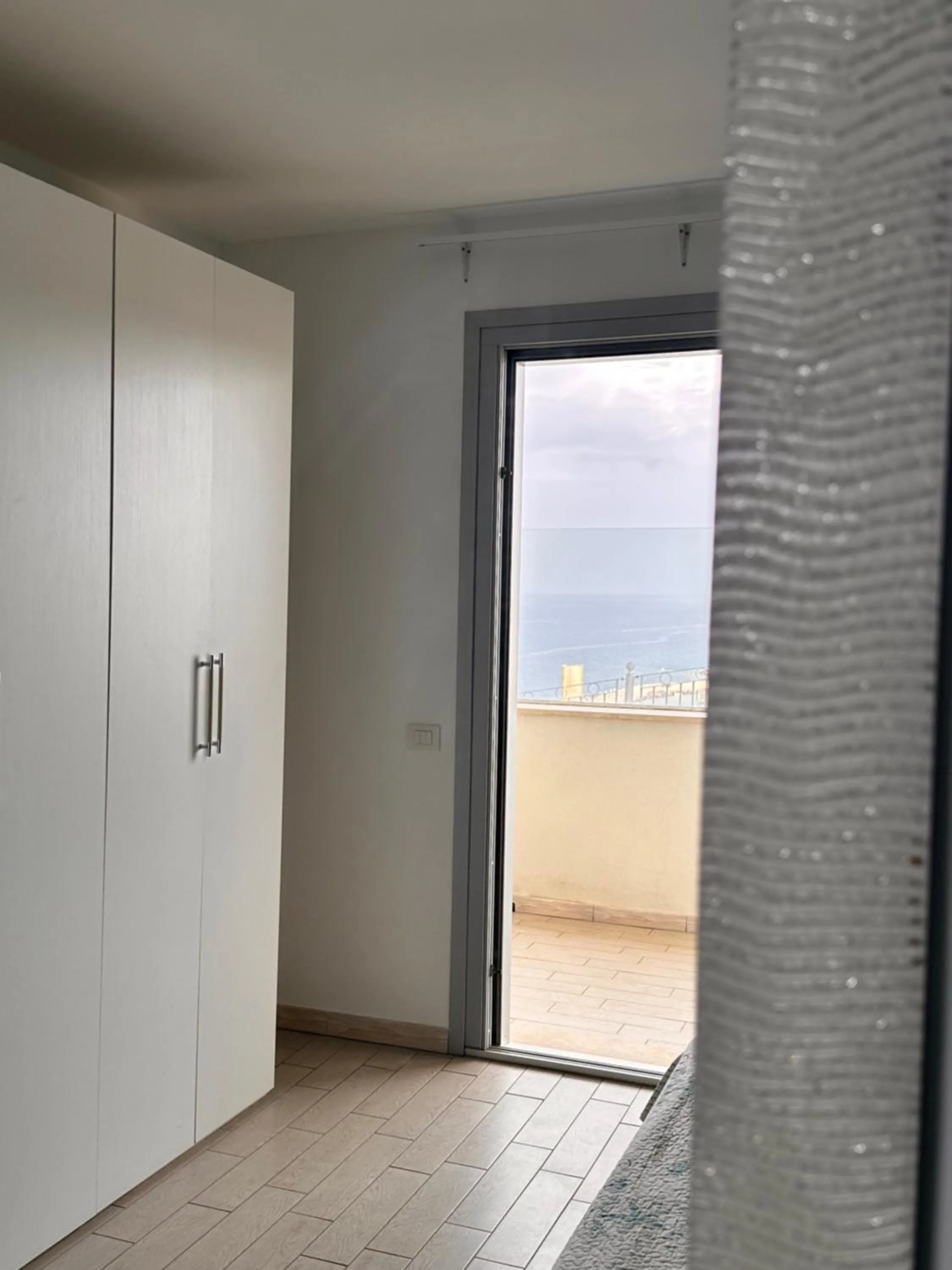 wardrobe in Residenza Miramare
