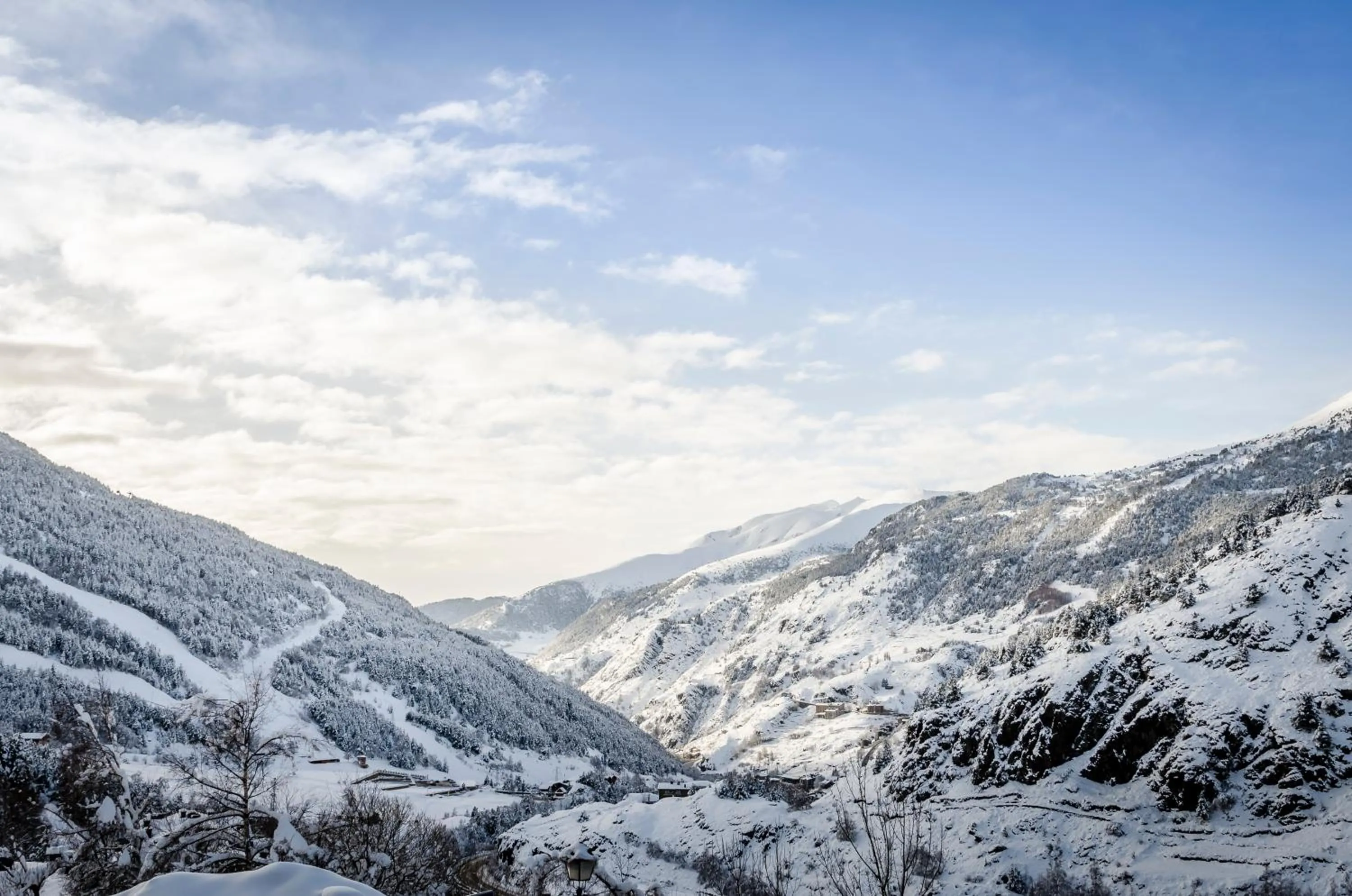 Property building in Apartamentos Prat de les Molleres