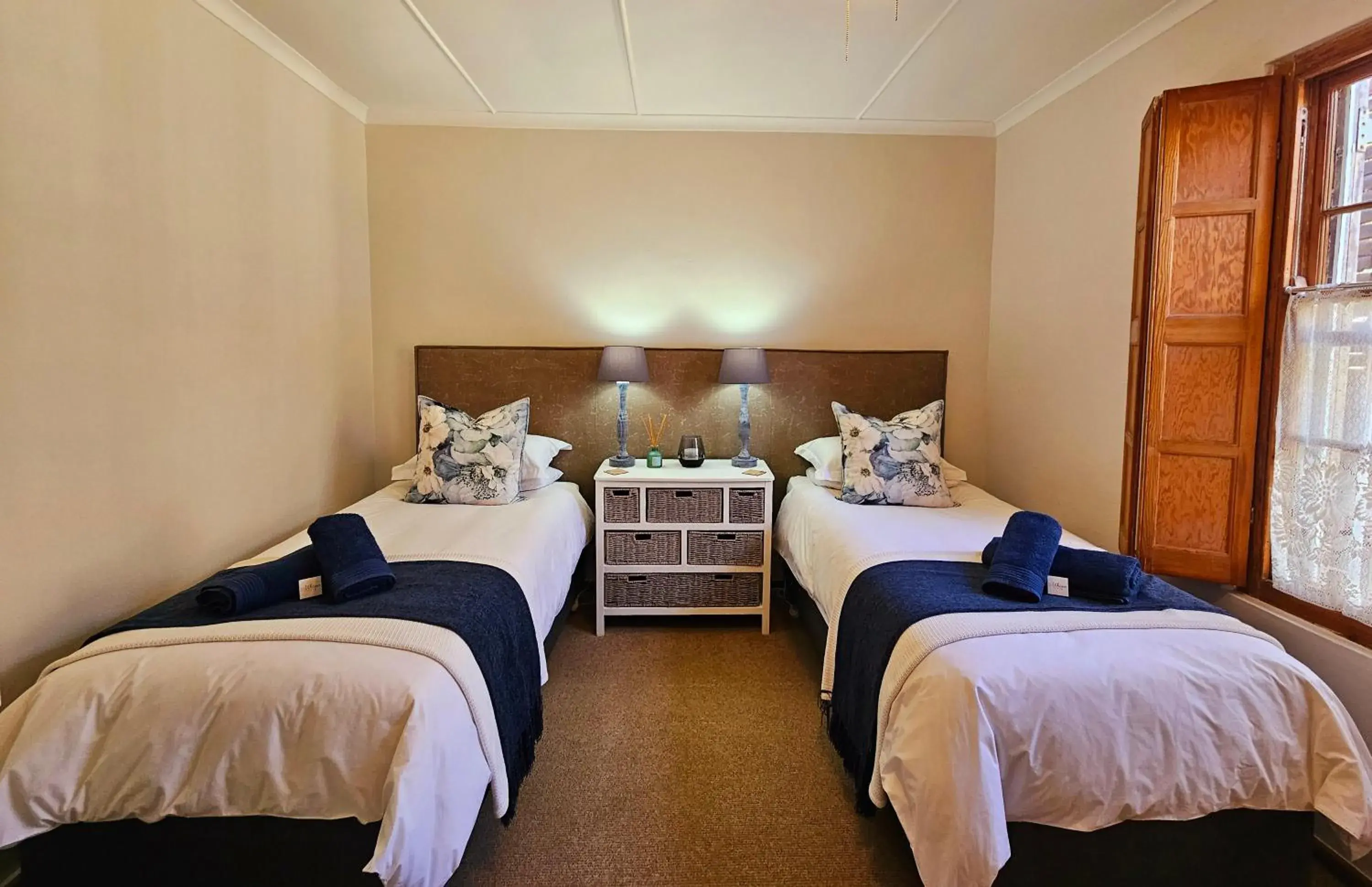 Twin Room with Shared Bathroom in Rawsonville House Twin Room with Shared Bathroom in Rawsonville House