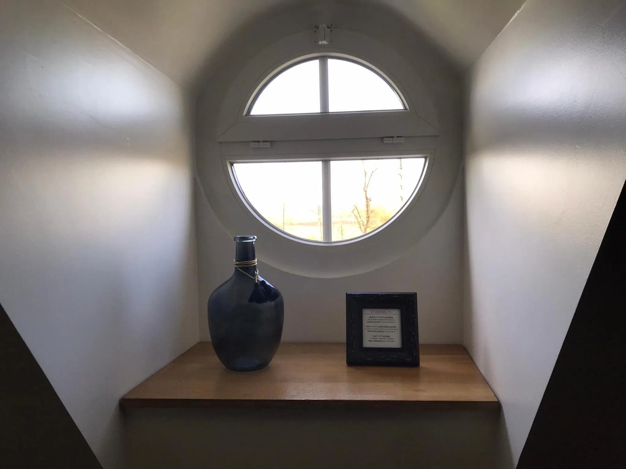 Decorative detail in Domaine Pont Juillet