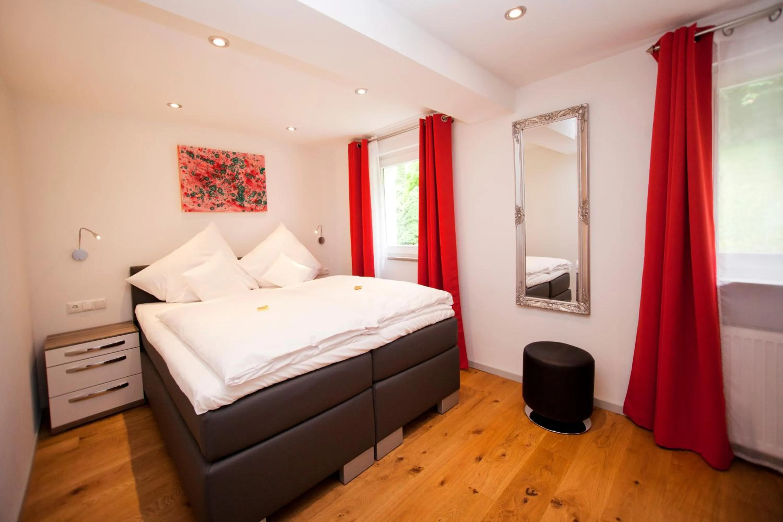 Bedroom, Bed in Hotel Vintage Am Bundesbank-Bunker