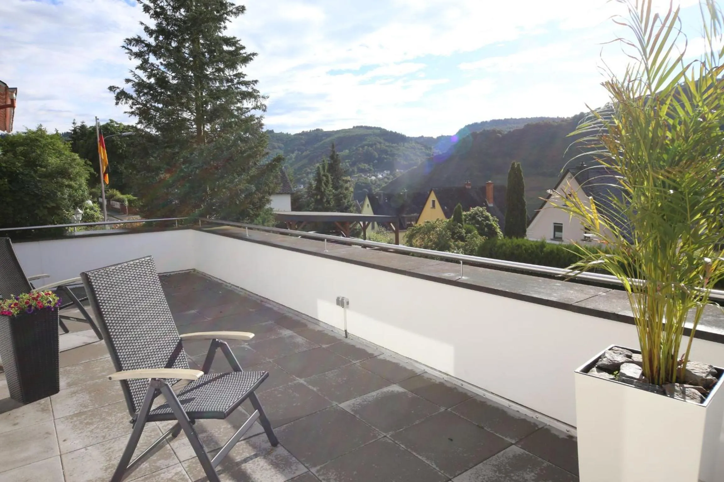 City view in Hotel Vintage Am Bundesbank-Bunker