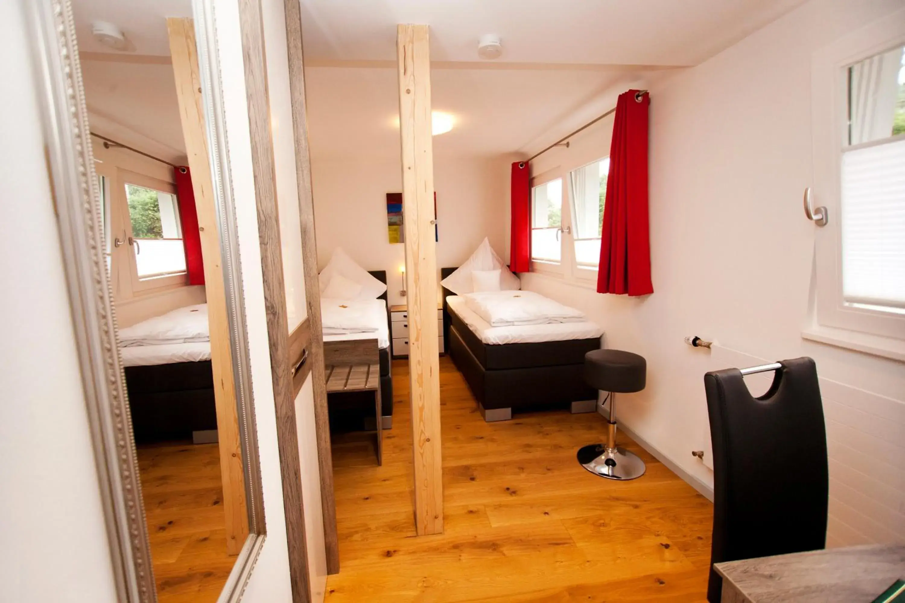 Standard Twin Room in Hotel Vintage Am Bundesbank-Bunker Standard Twin Room in Hotel Vintage Am Bundesbank-Bunker