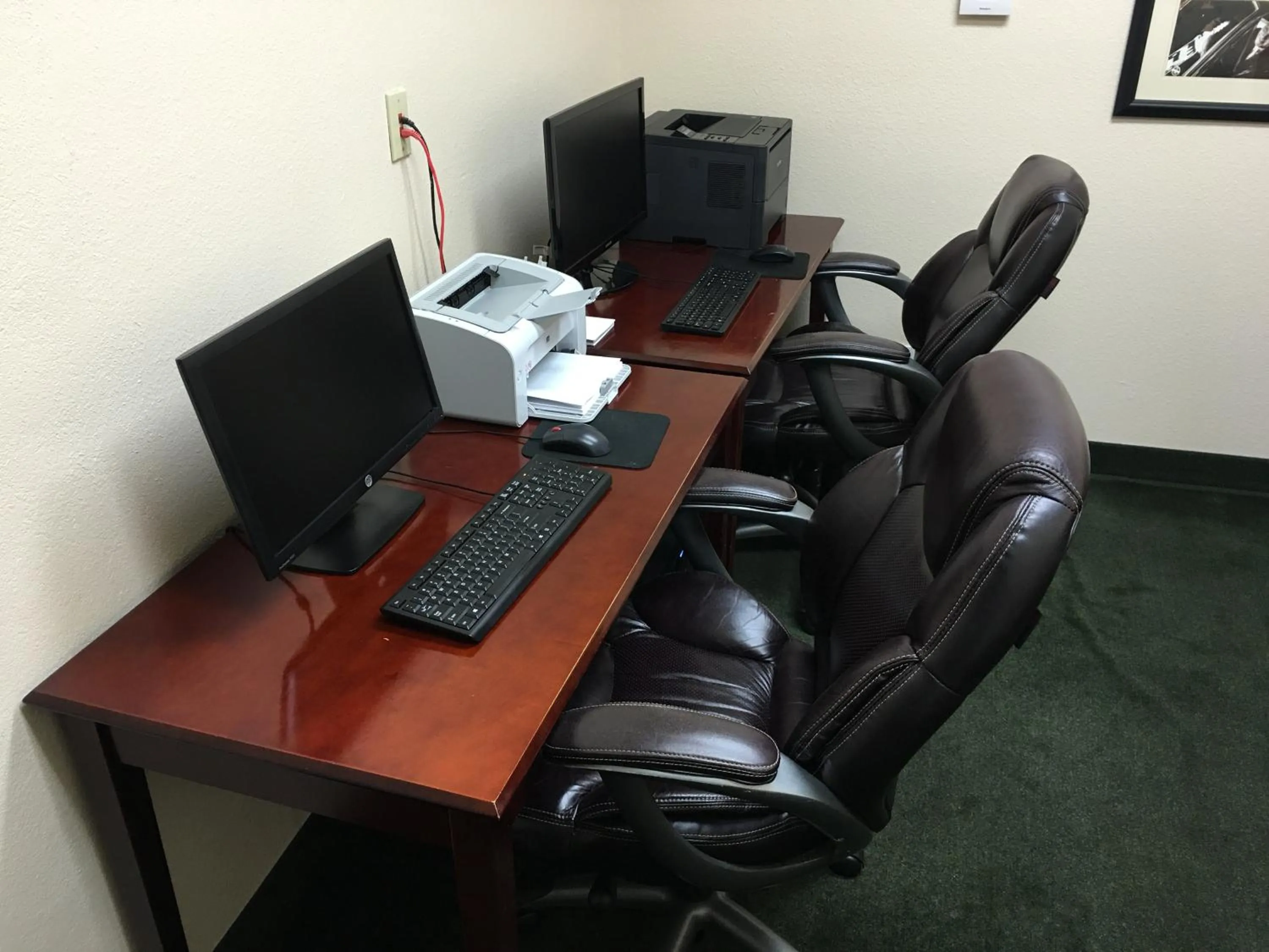 Business facilities in Country Inn & Suites by Radisson, Fort Worth West l-30 NAS JRB