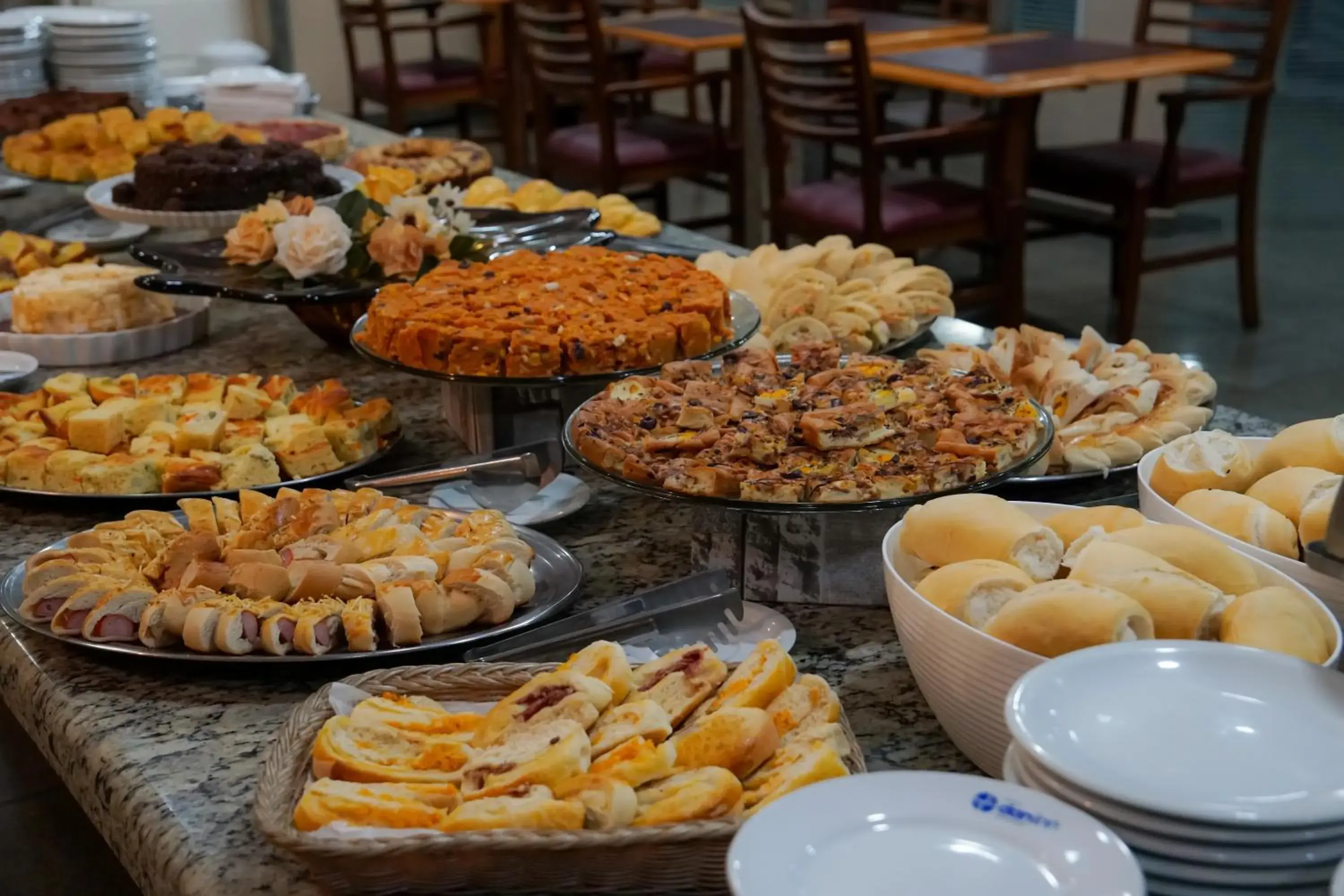 Breakfast in Hotel Dan Inn Sorocaba by Nacional Inn Breakfast in Hotel Dan Inn Sorocaba by Nacional Inn