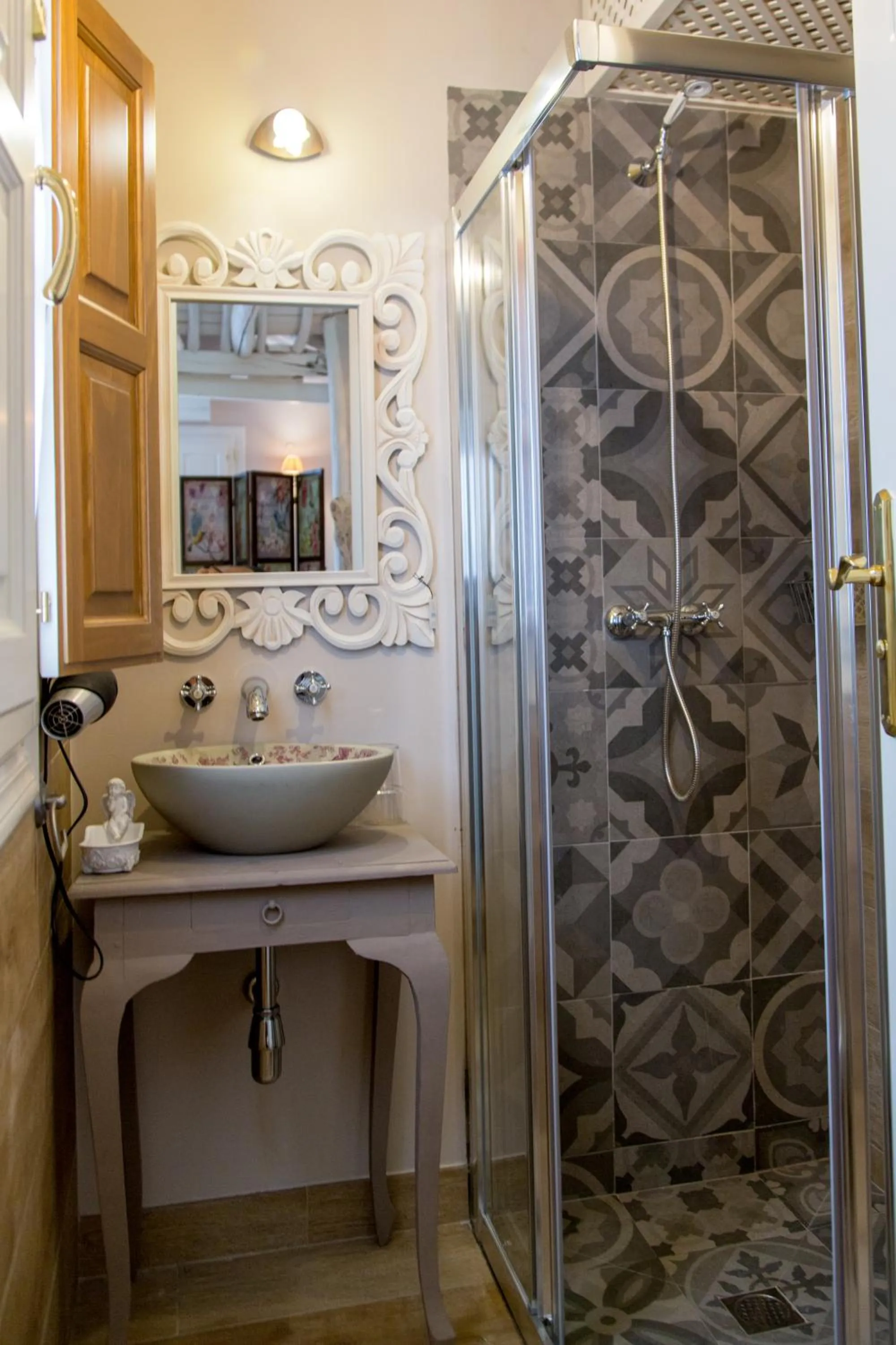 Bathroom in Palacio Almagra