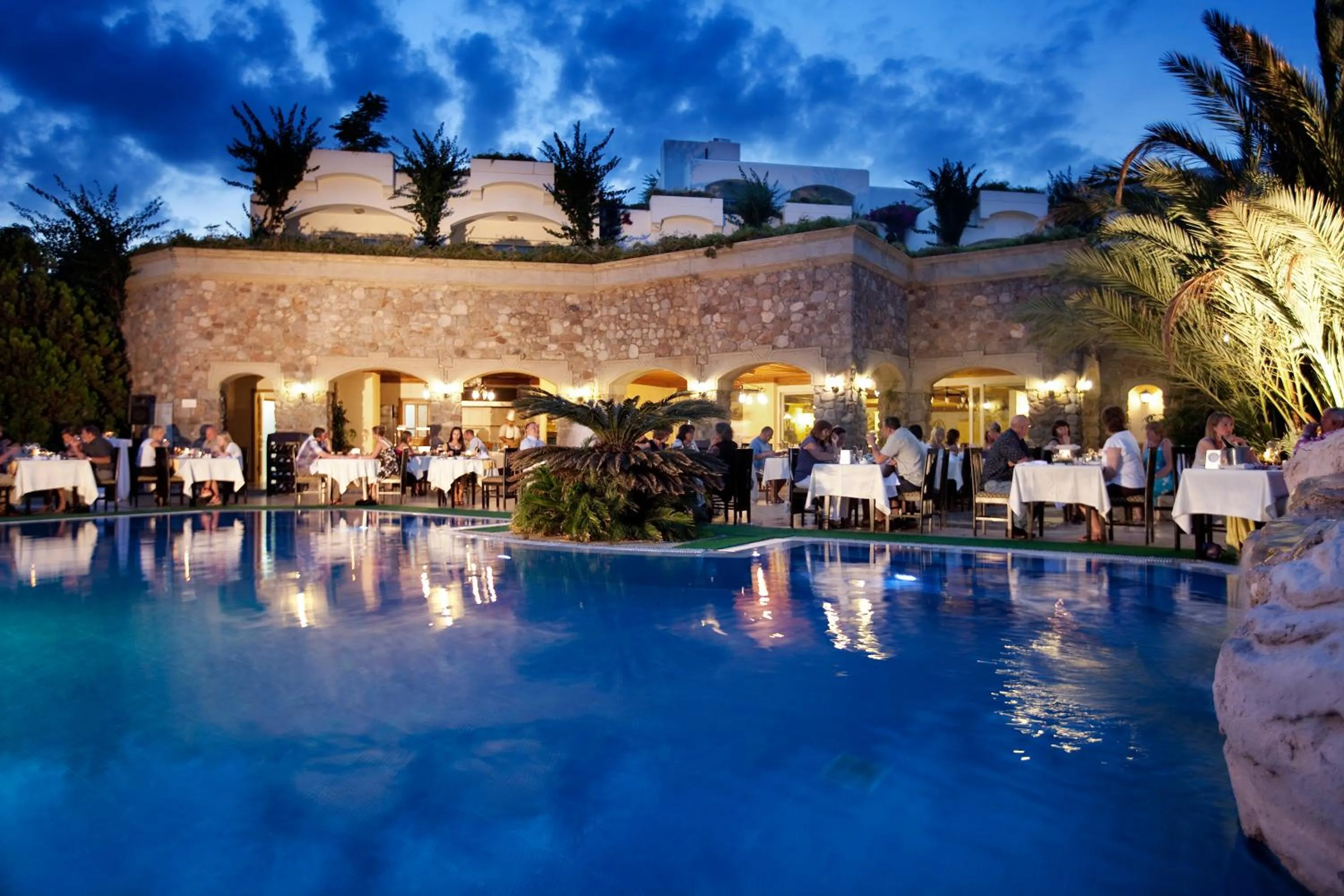 Restaurant/places to eat in Royal Asarlik Beach Hotel