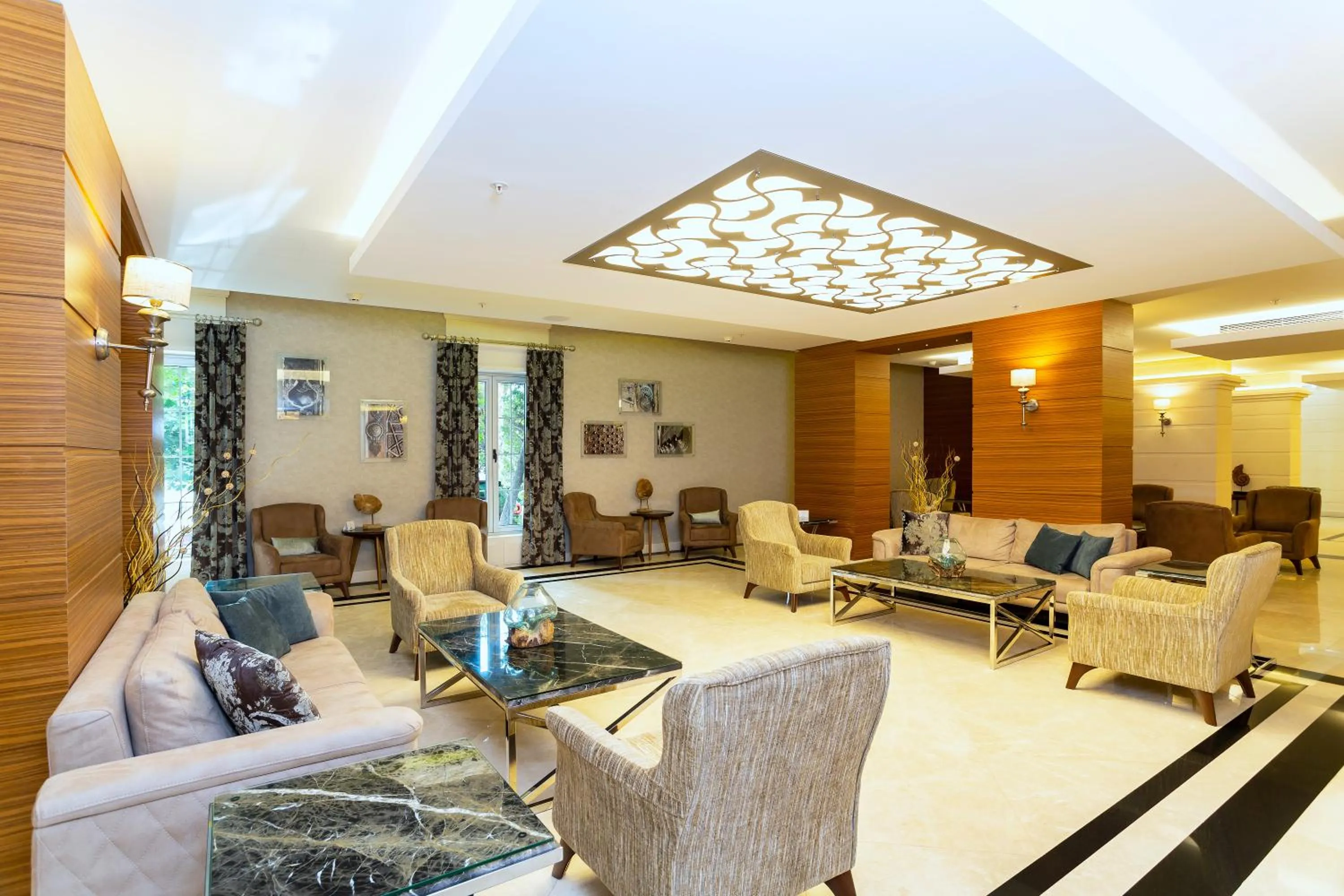 Lobby or reception in Royal Asarlik Beach Hotel
