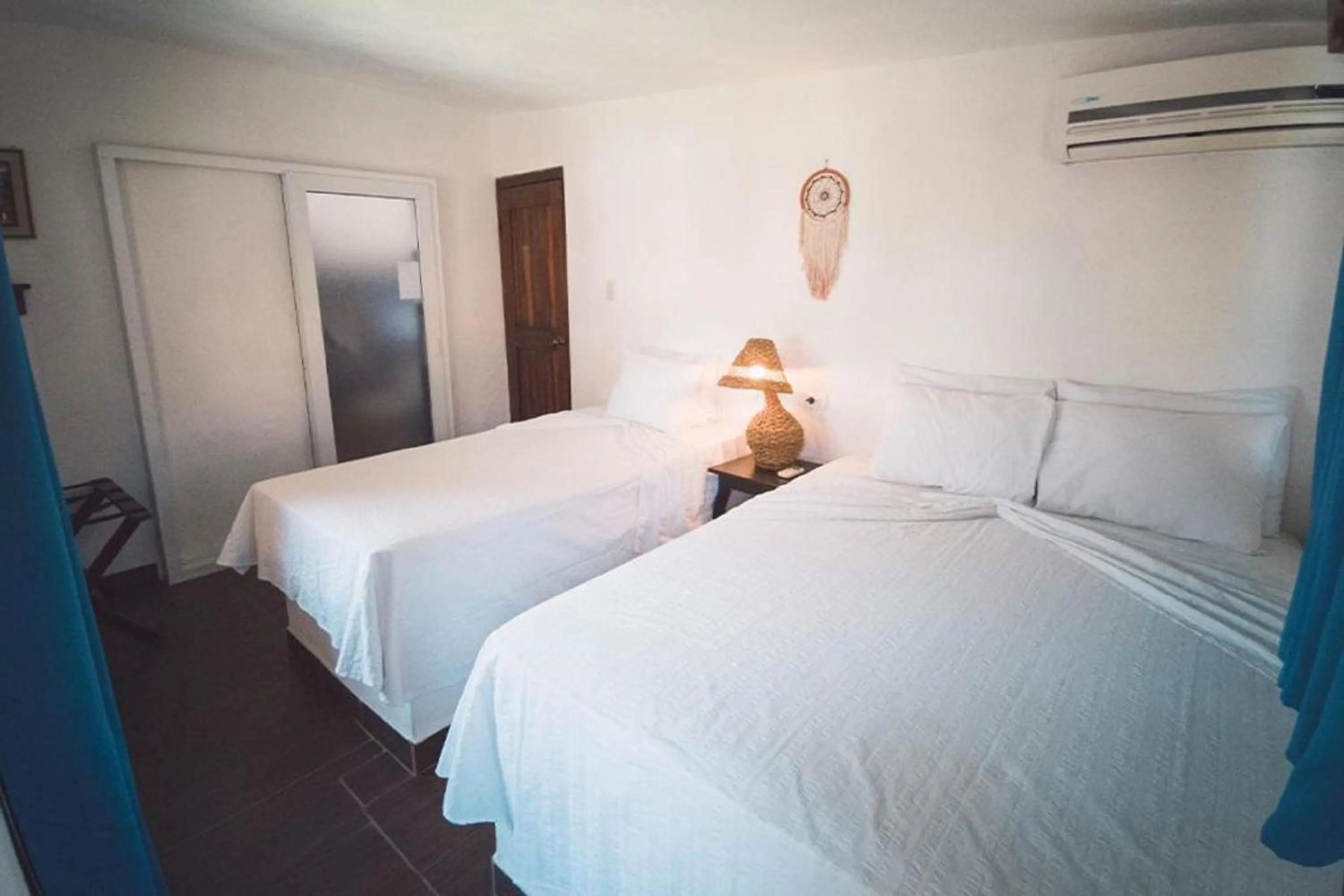 Triple Room with Sea View in Marbella Eco Lodge