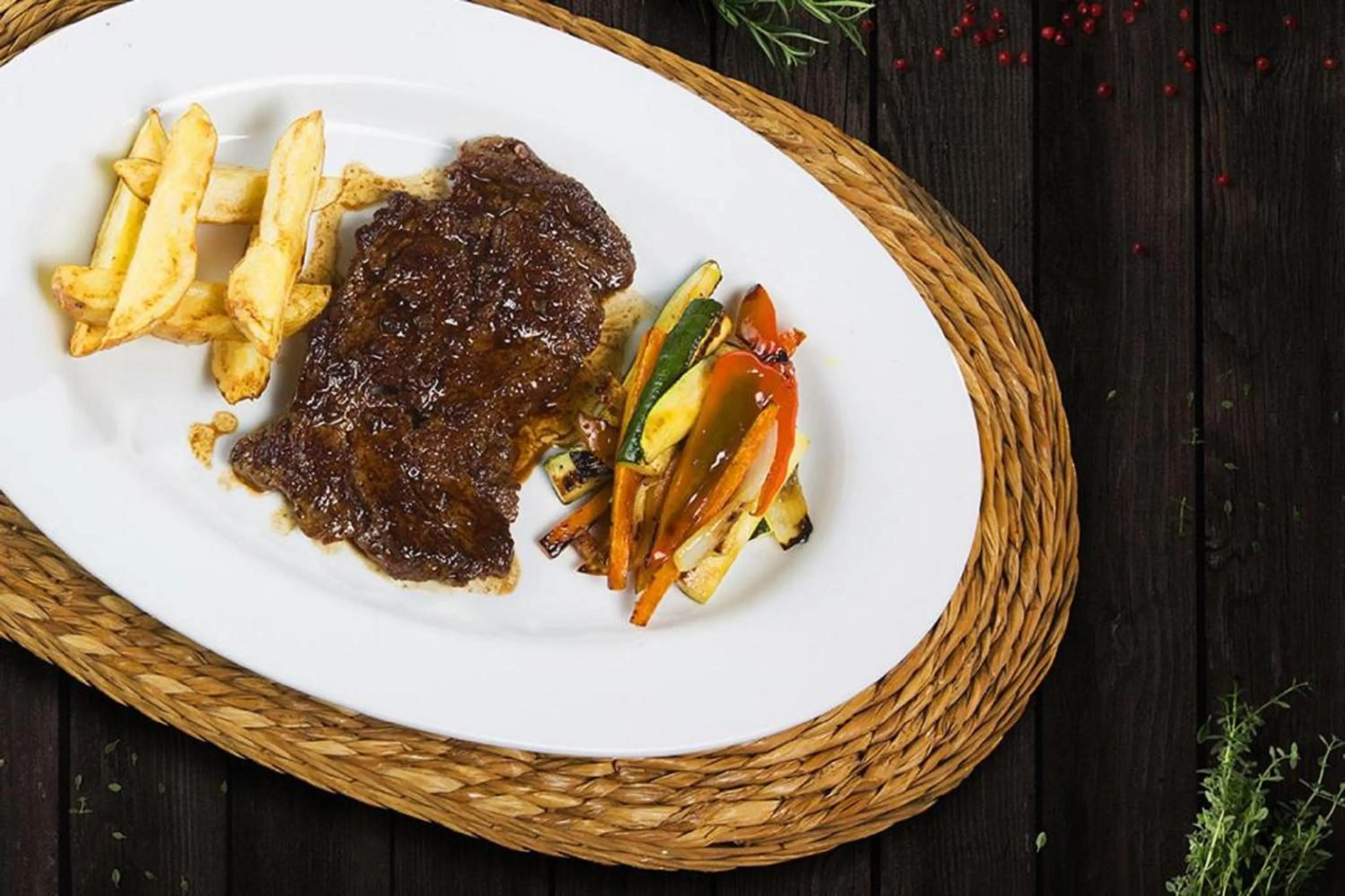 Lunch in Marbella Eco Lodge