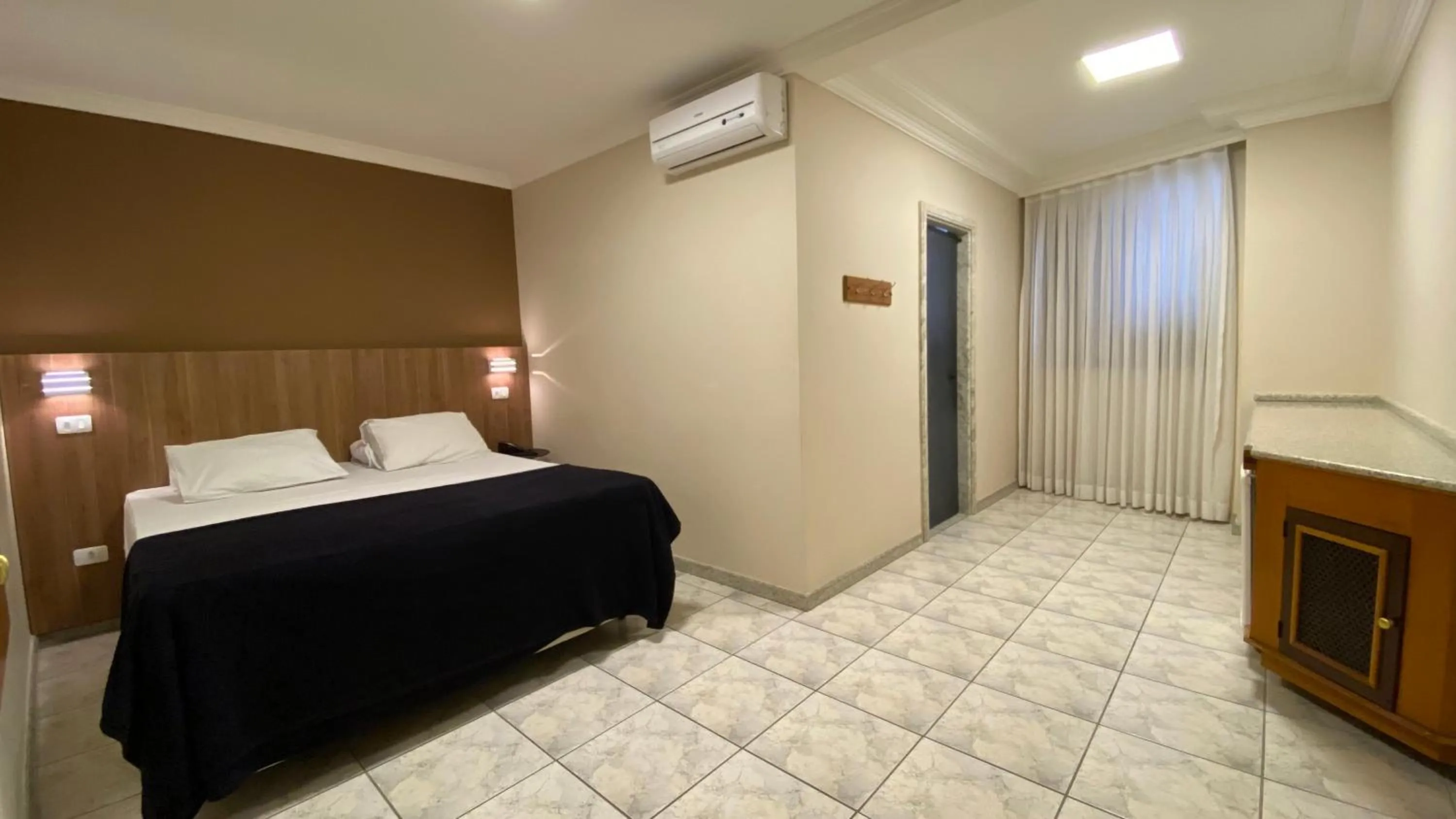 Bed in Hotel Diamante