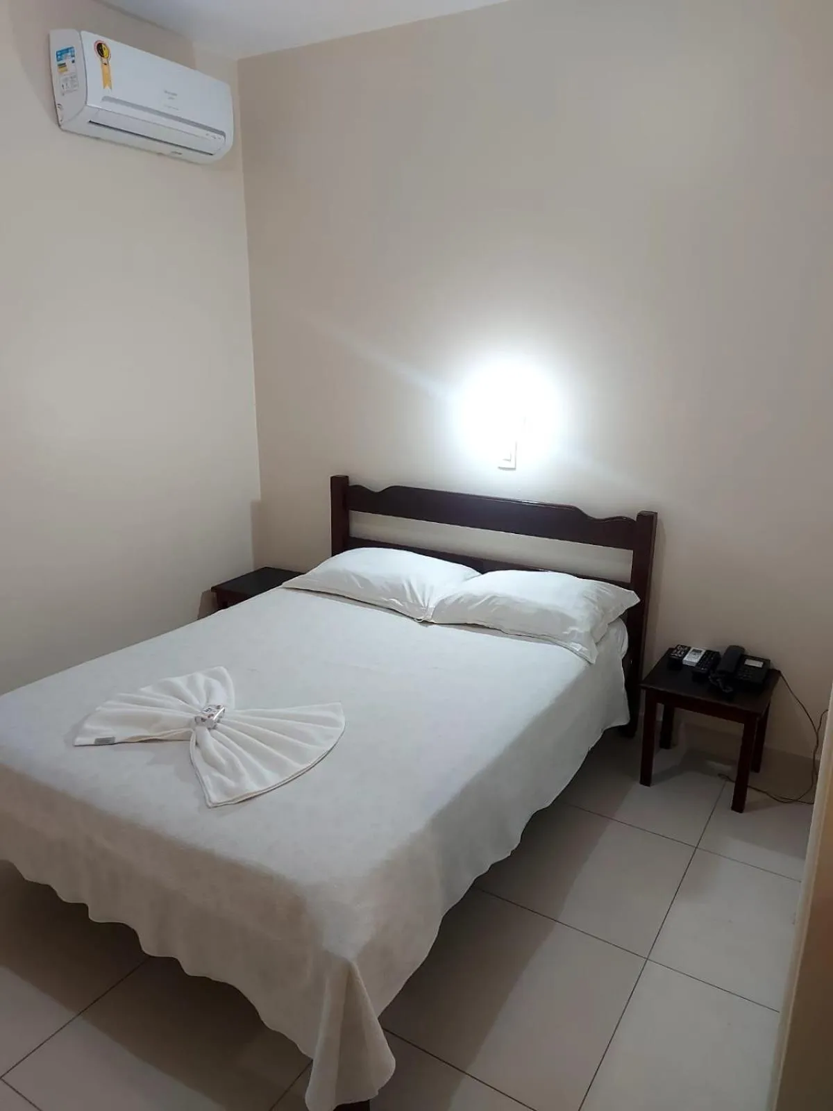 Parking, Bed in Colina Park Hotel