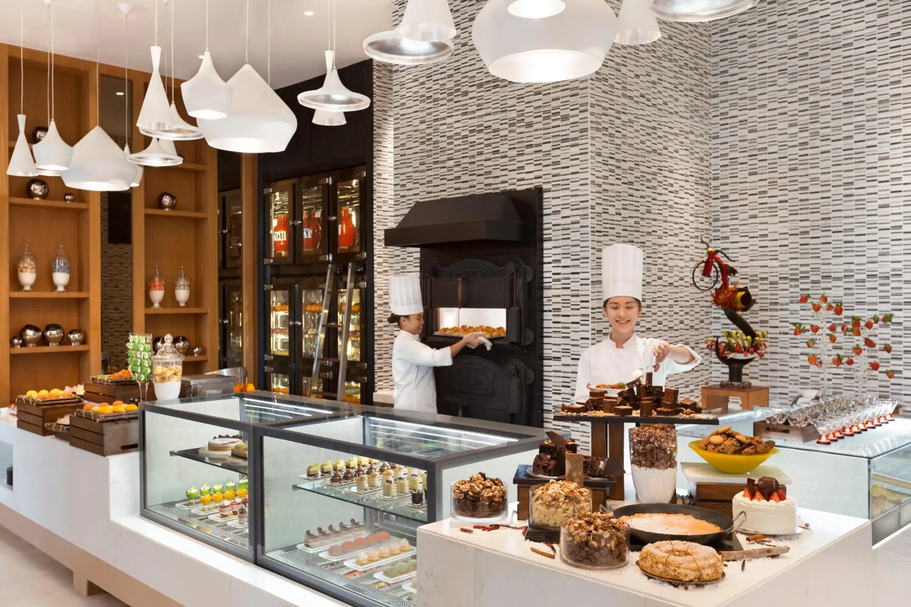 Restaurant/places to eat in Shangri-La The Fort, Manila Restaurant/places to eat in Shangri-La The Fort, Manila