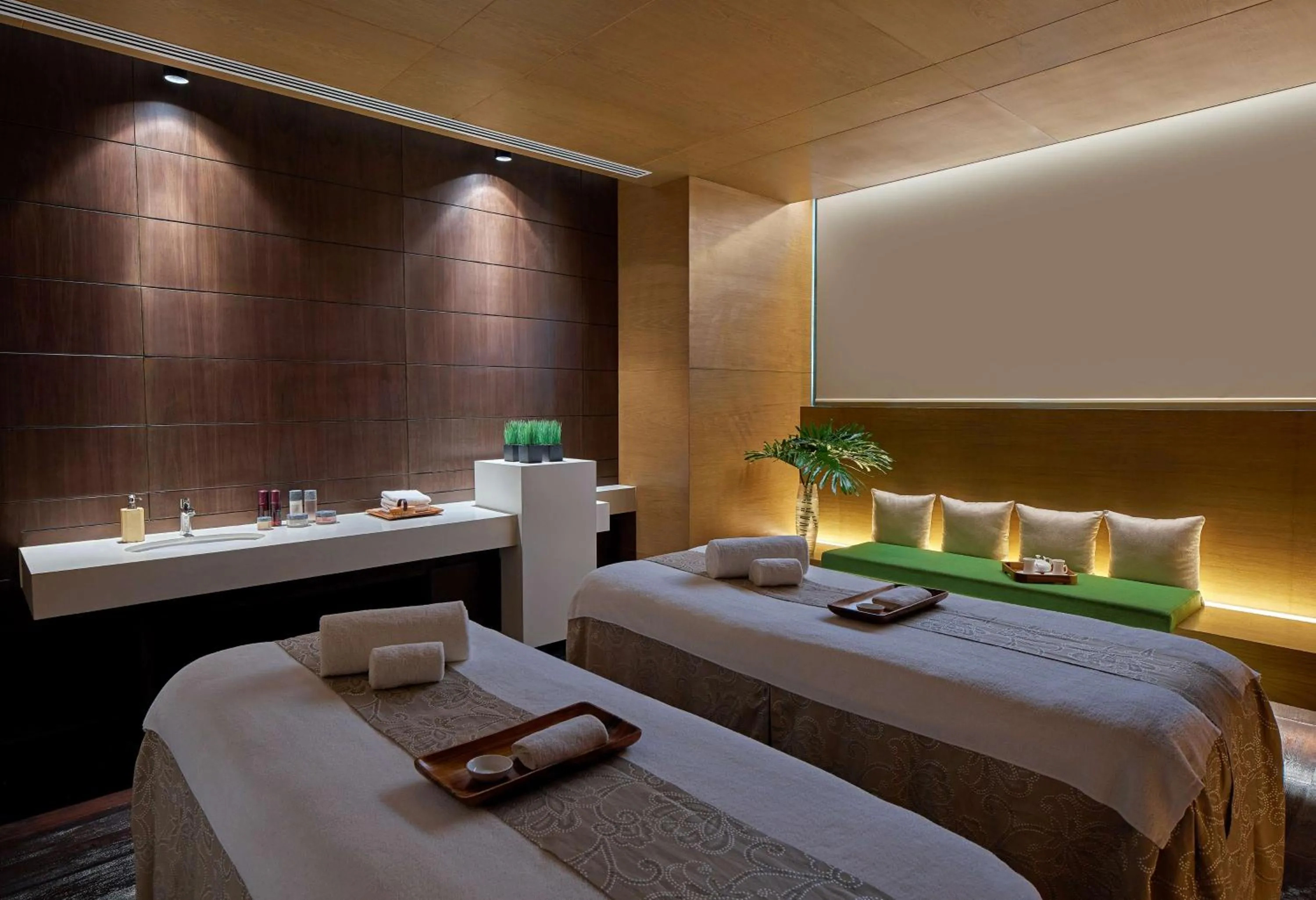 Spa and wellness centre/facilities, Bed in Shangri-La The Fort, Manila
