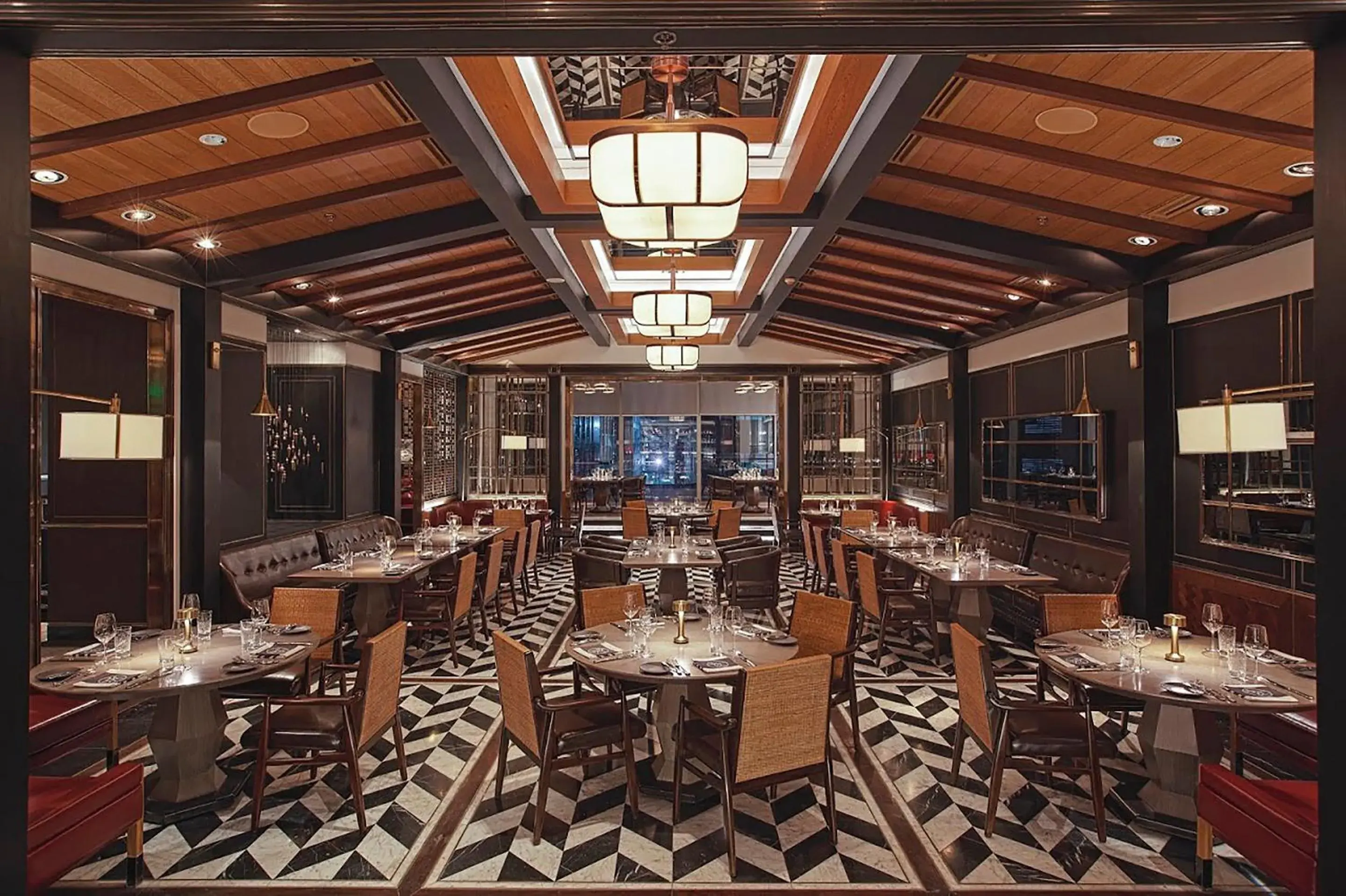 Restaurant/places to eat in Shangri-La The Fort, Manila Restaurant/places to eat in Shangri-La The Fort, Manila