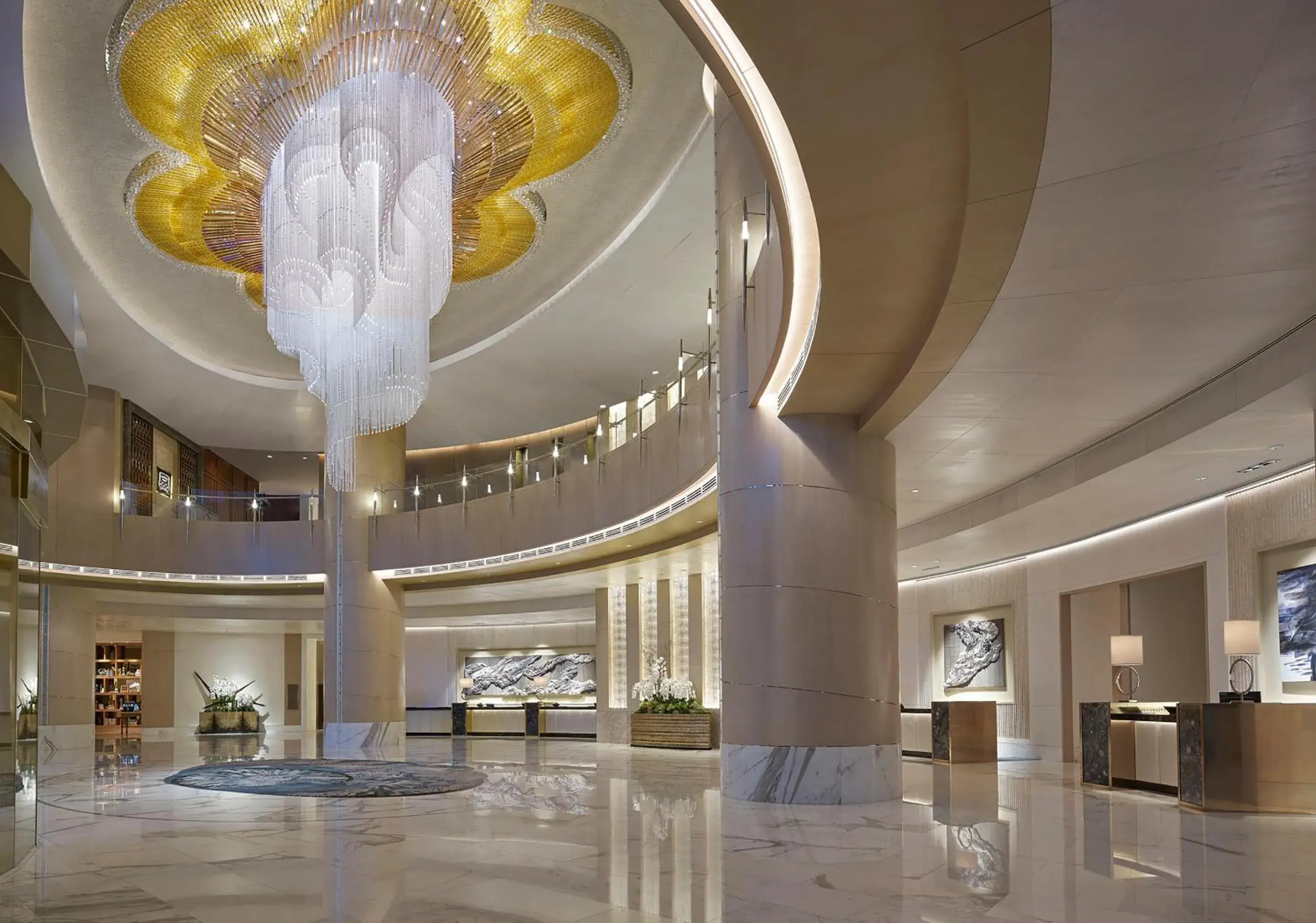 Lobby or reception in Shangri-La The Fort, Manila Lobby or reception in Shangri-La The Fort, Manila