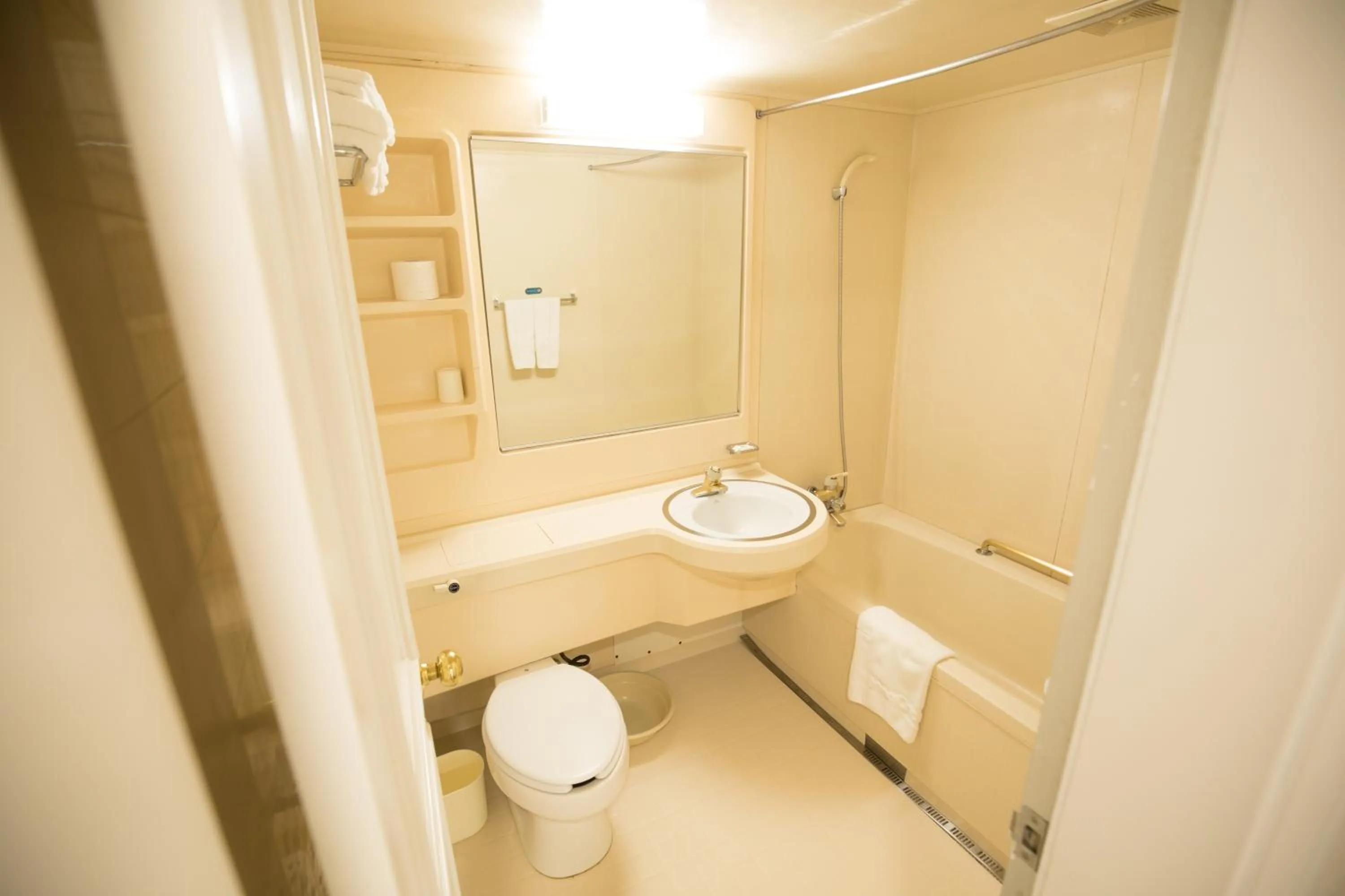 Shower in Mona Yongpyong