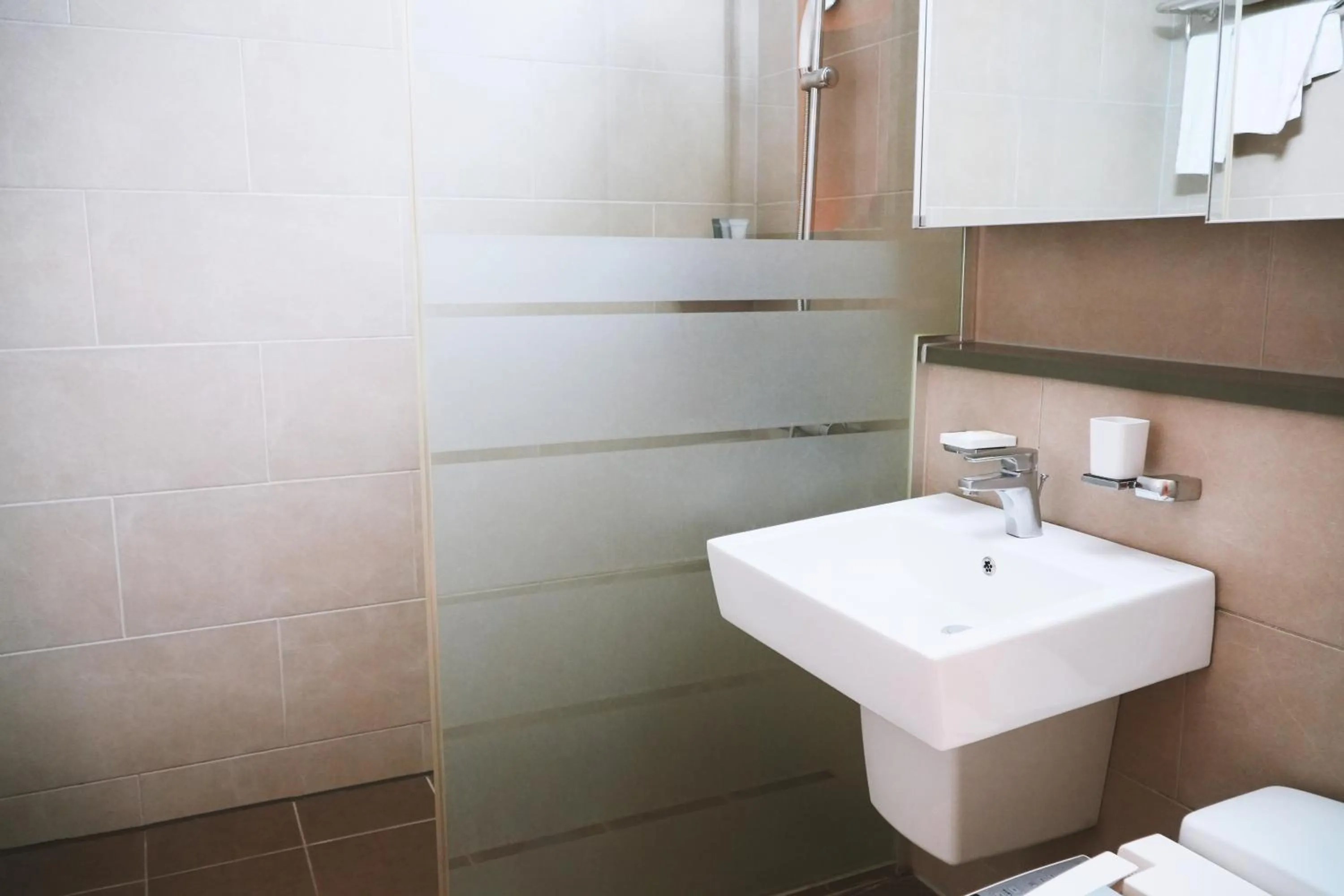 Shower in Mona Yongpyong